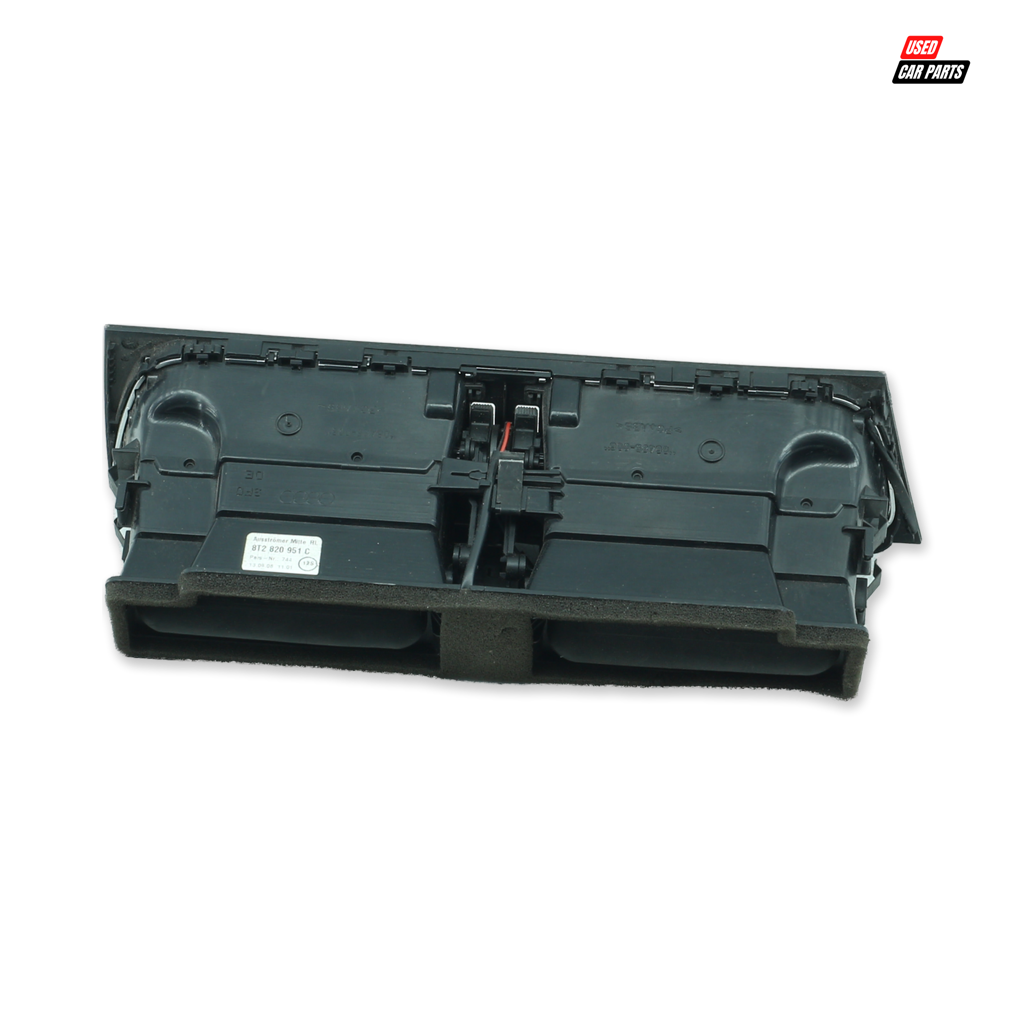 Used Dashboard Air Vent (Part Number 8T2820951C) for 2008 Audi A4