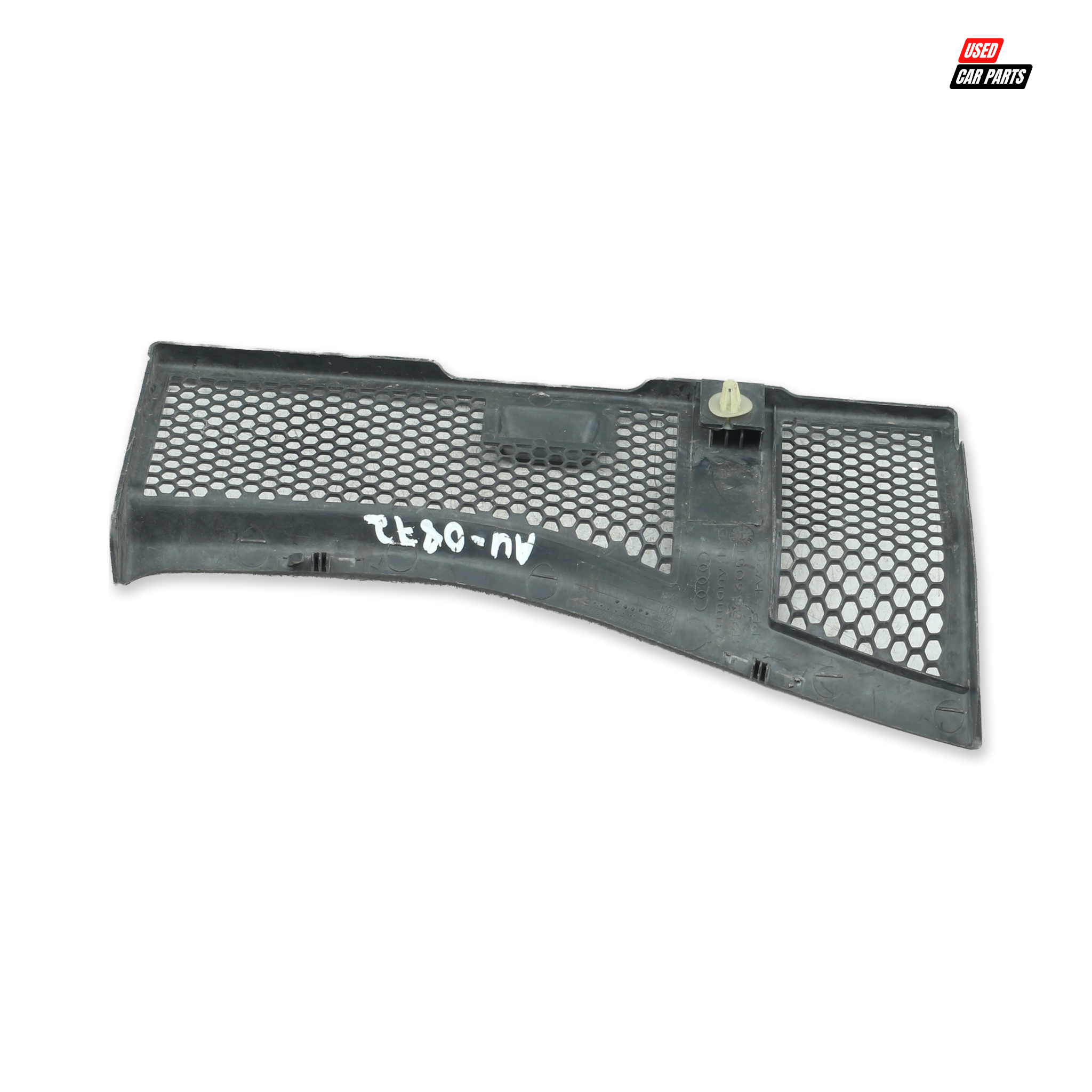 Used 8T2863051 AUDI A4 2008 Windshield Vent Panel (Salvaged)
