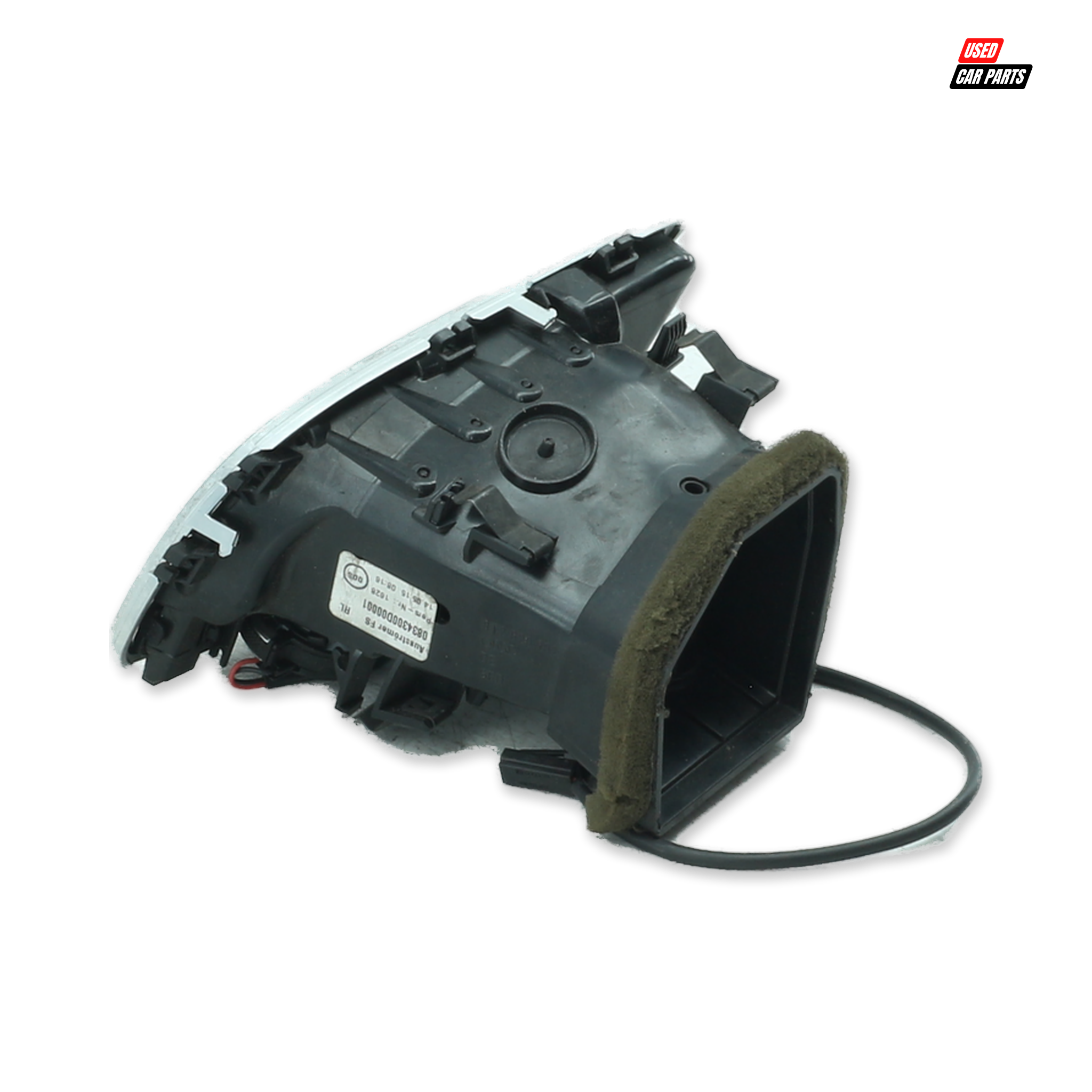 Used Passengers Side Air Vent (Part Number 8T2820902) for 2009 Audi A5 S5 Quattro