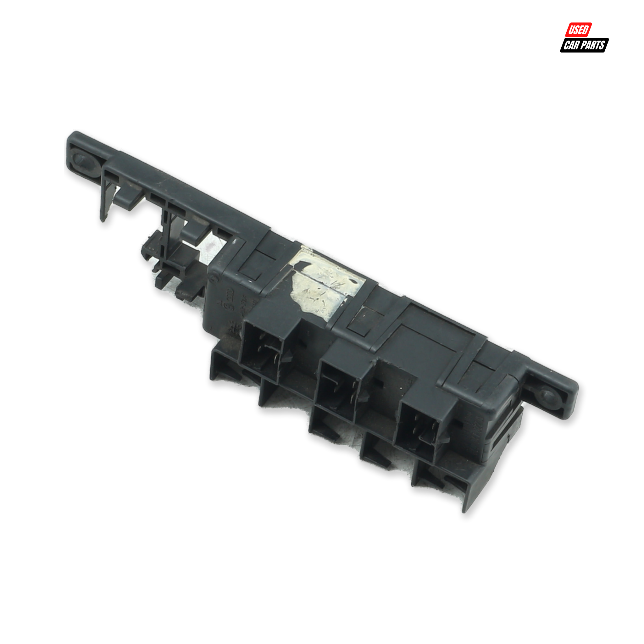 Used AUDI A3 (2003) Main Fuse Relay Bracket Part Number 8L0941822A