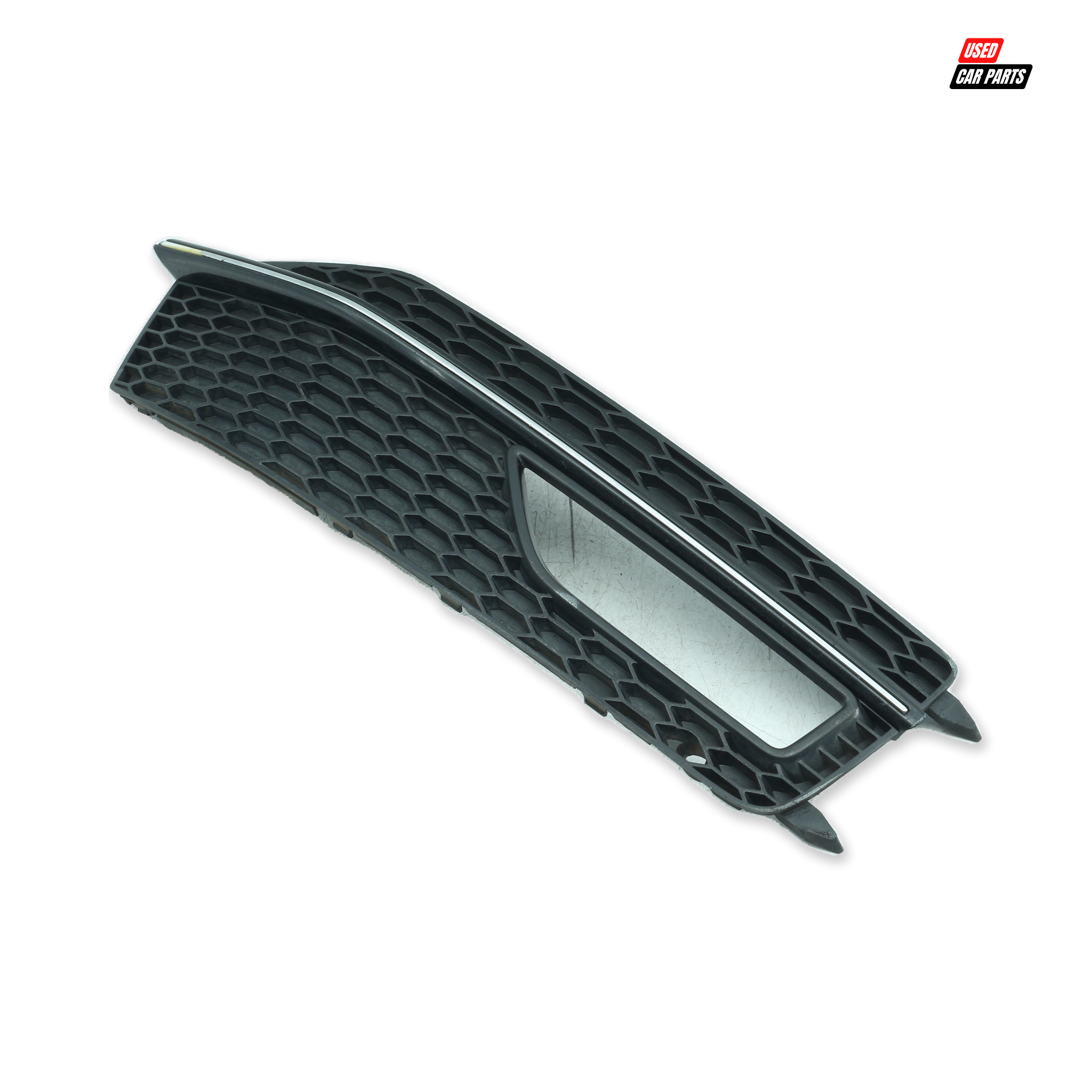 Used Audi A4 1.8T S Multitronic 2014 Drivers Side Fog Light Grill (Part Number 8K0807682P)