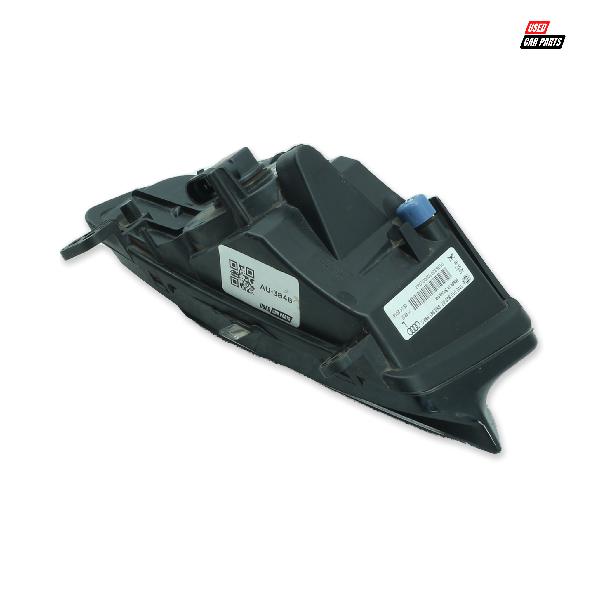 Used Passengers Side Fog Light (Part Number 8K0941699C) for 2014 AUDI A4 1.8T S MULTITRONIC