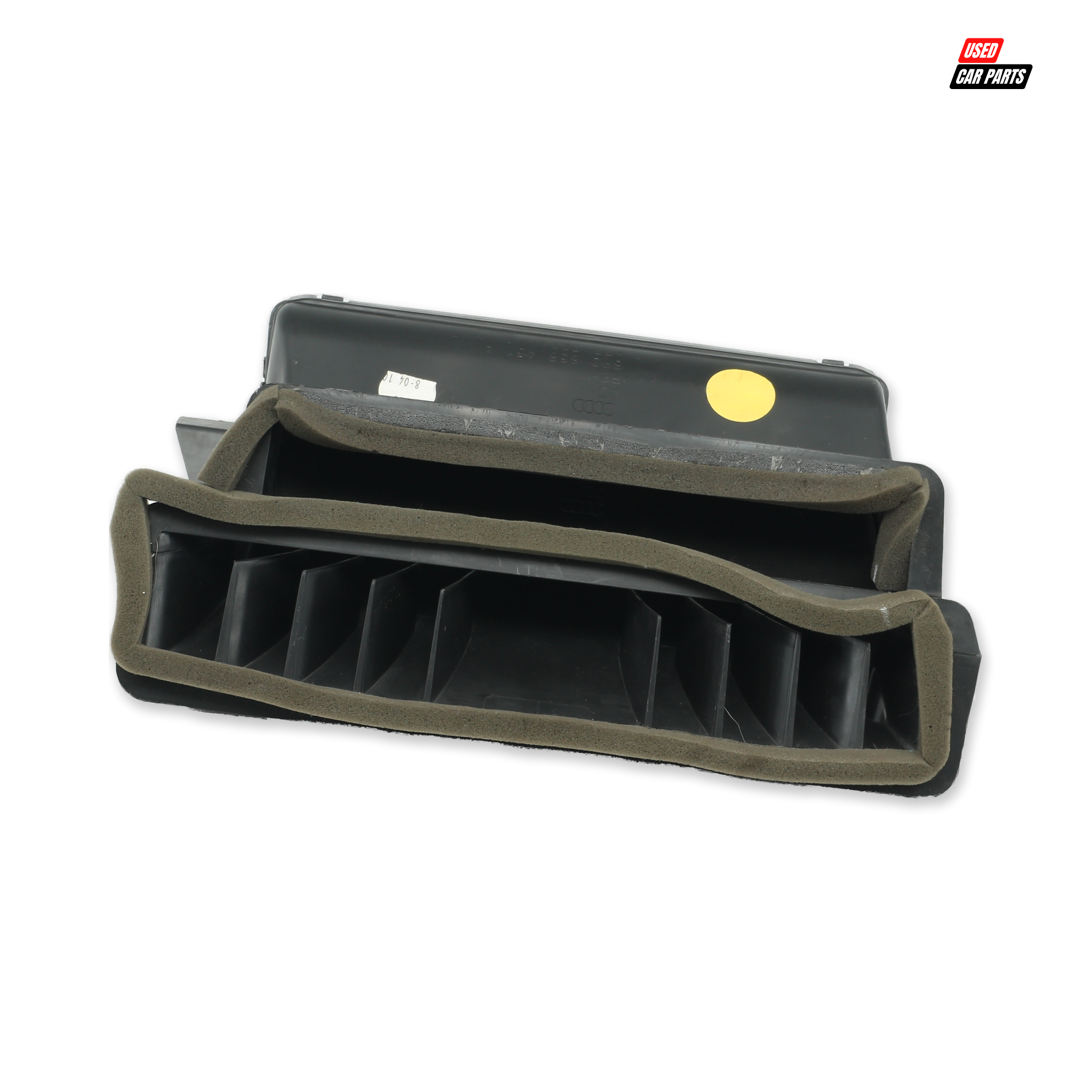 Used AUDI Q5 2010 Center Defrost Air Duct (Part Number 8R2858431A)