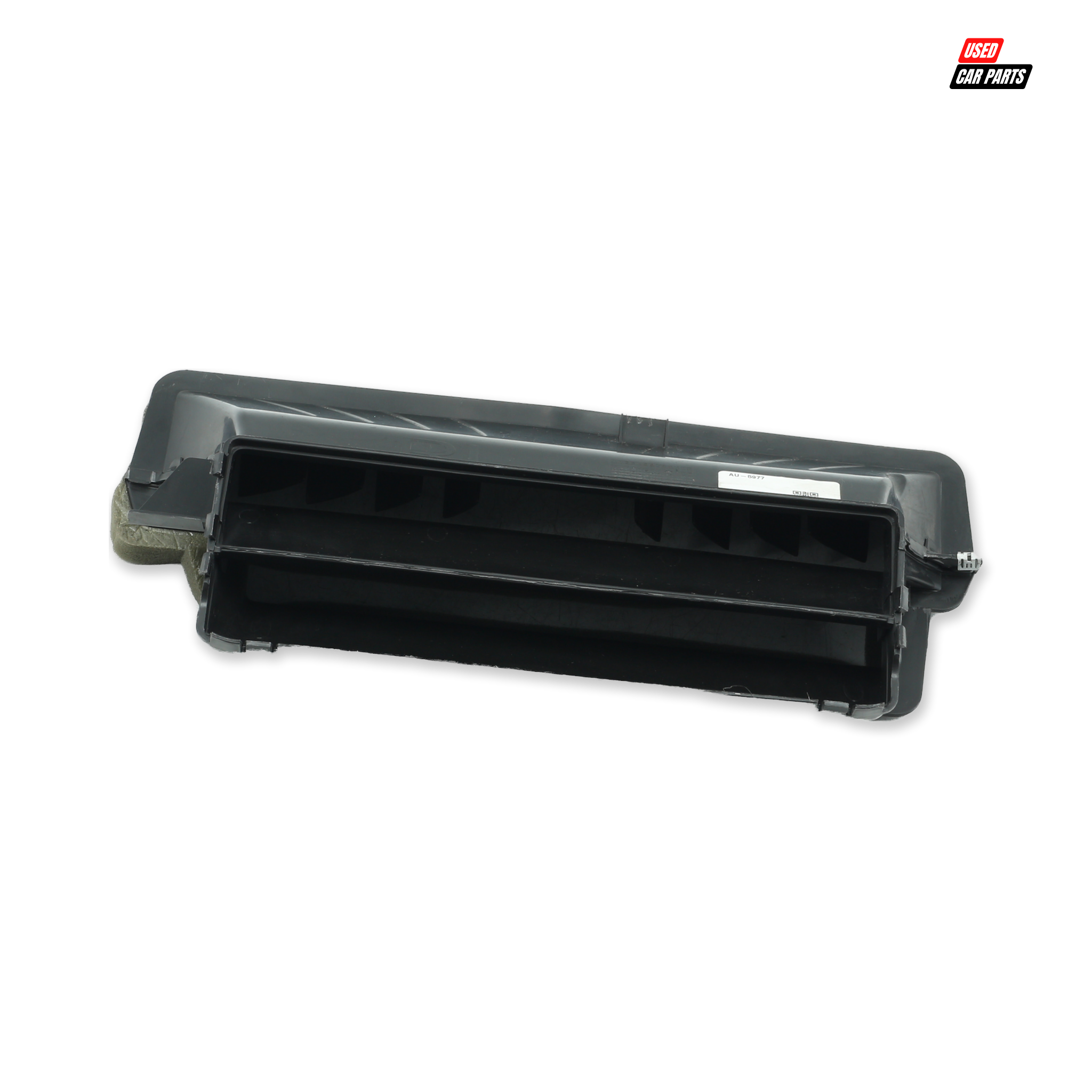 Used AUDI Q5 2010 Center Defrost Air Duct (Part Number 8R2858431A)