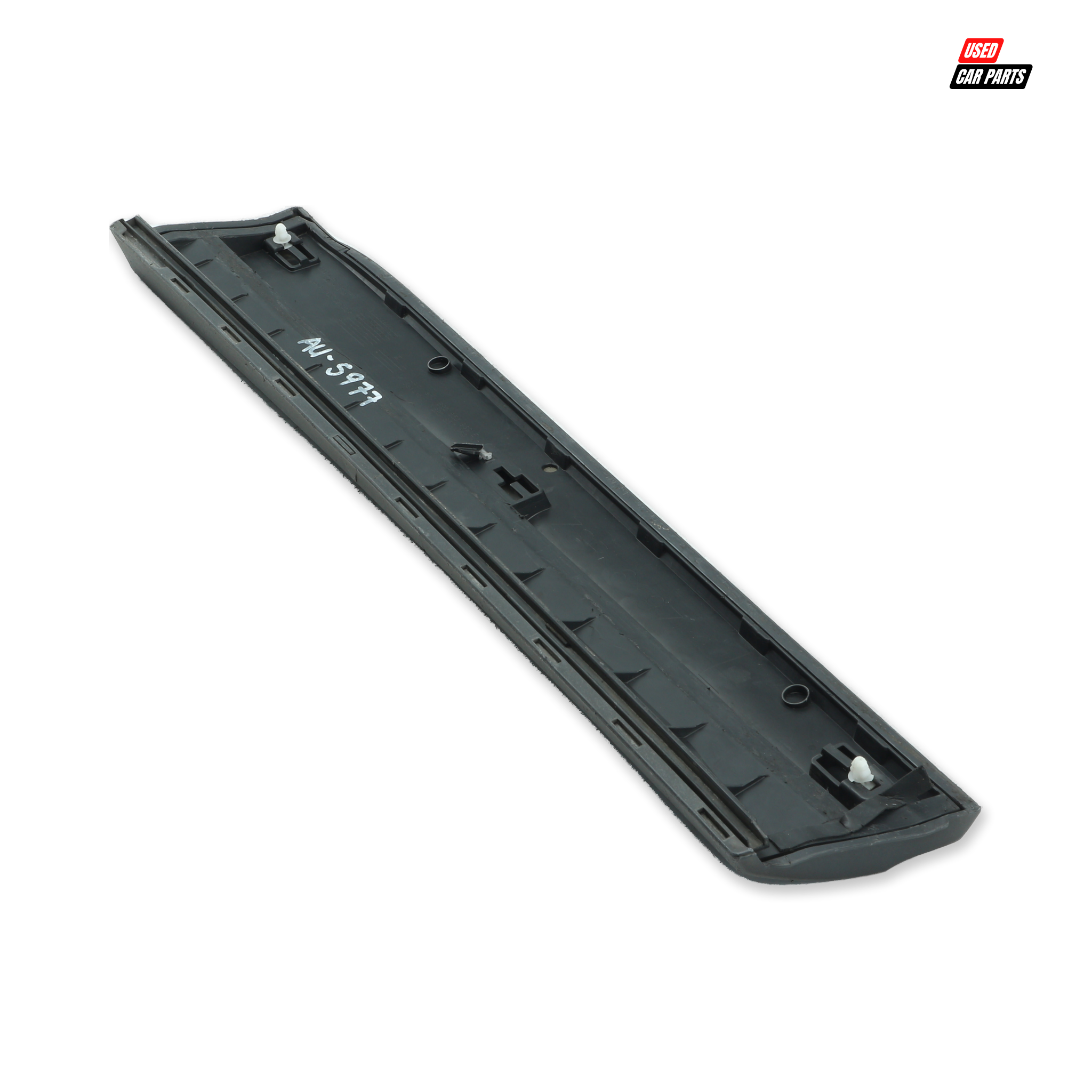 Used Passengers Side Skirt (Part Number 8R0853969E) for 2010 AUDI Q5 2.0 T FSI QUATTRO S TRONIC