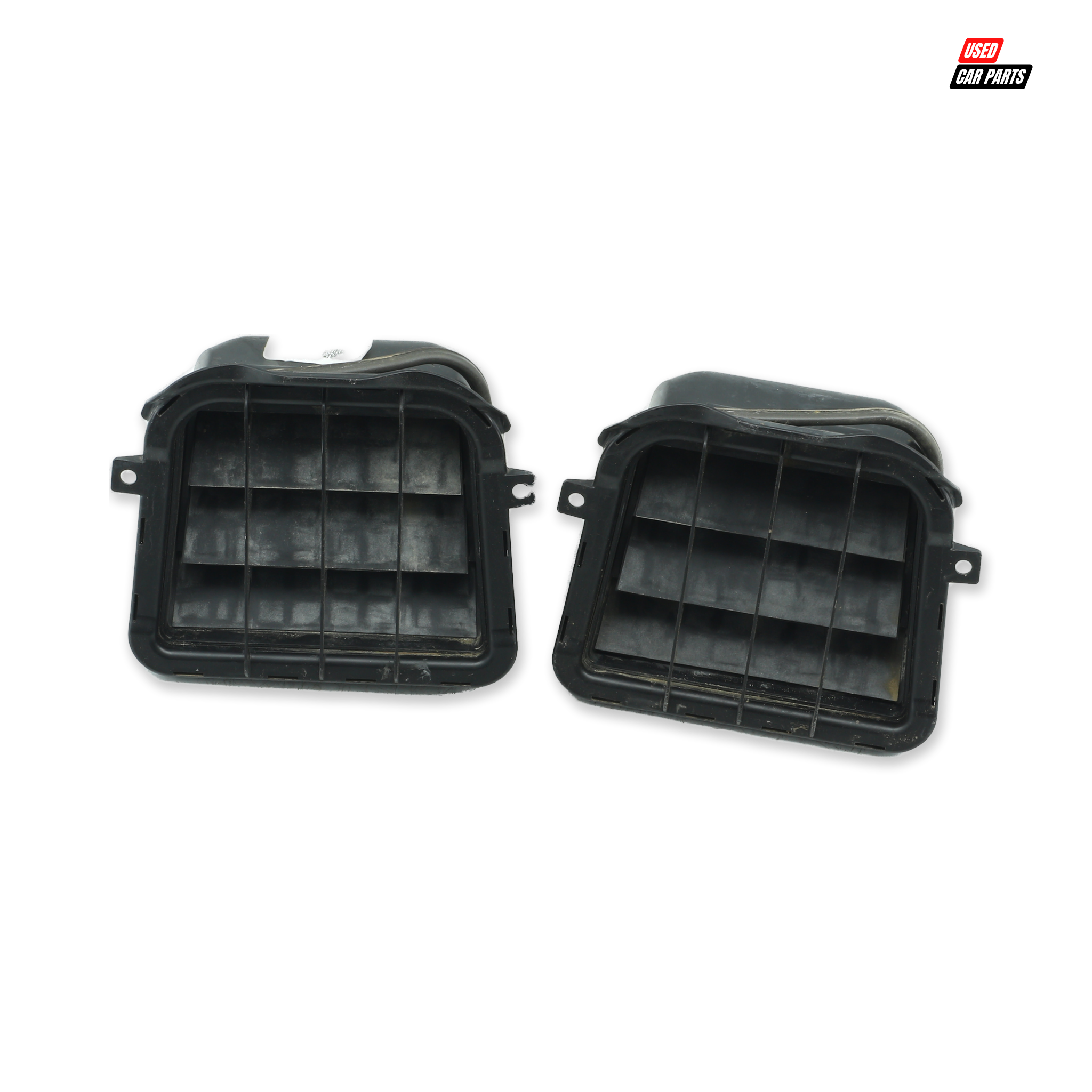 Used Rear Trunk Air Vent (Part Number 8K0819161B) for 2010 AUDI Q5 2.0 T FSI QUATTRO S TRONIC