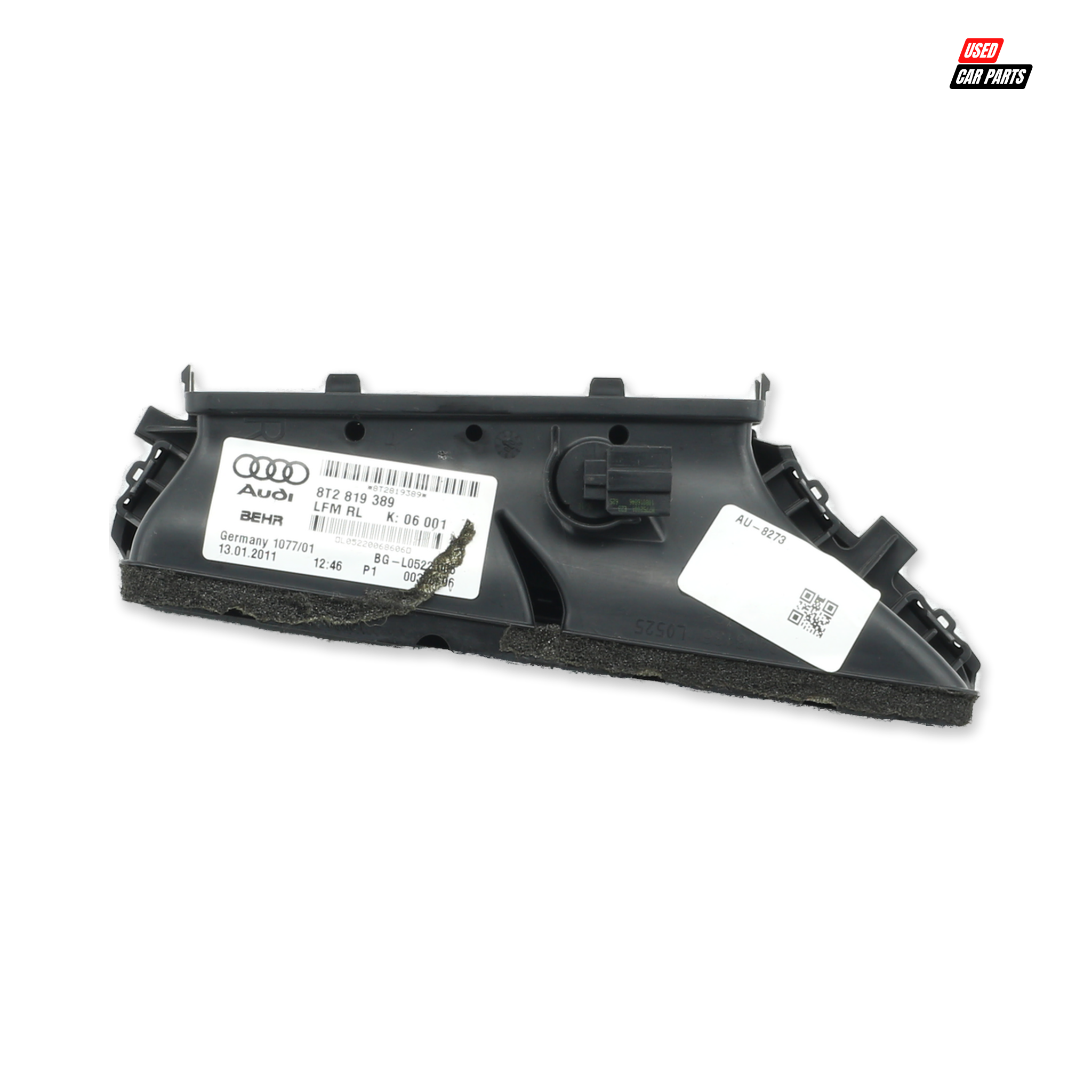 Used AUDI A4 1.8T AMBITION Center Air Vent Duct (Part Number 8T2819389)