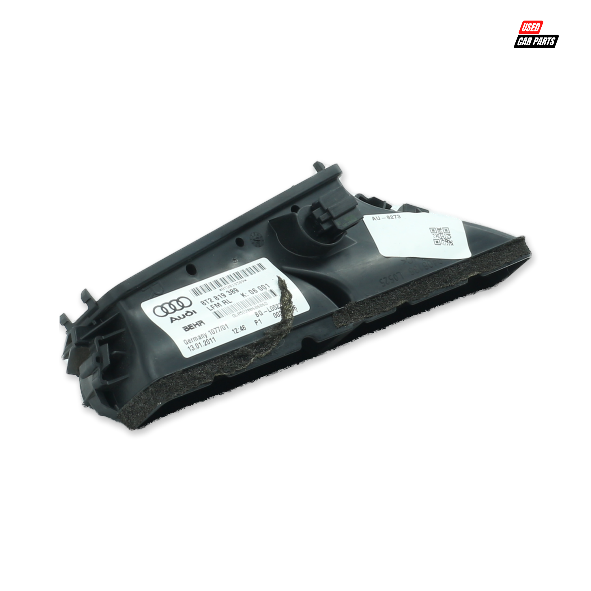 Used AUDI A4 1.8T AMBITION Center Air Vent Duct (Part Number 8T2819389)