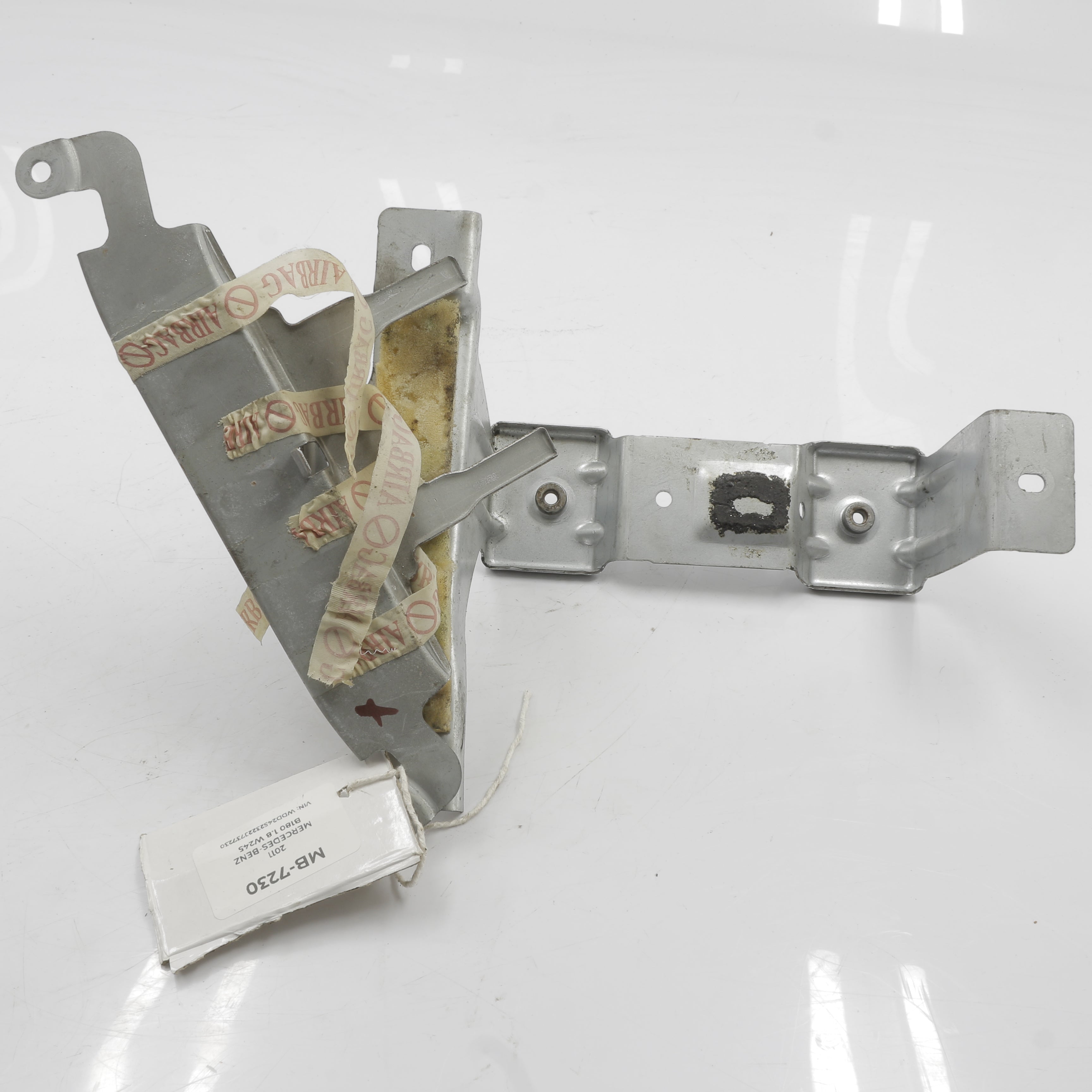 Mercedes-Benz B180 (Pre-Facelift) W245 1.8 Mounting Bracket