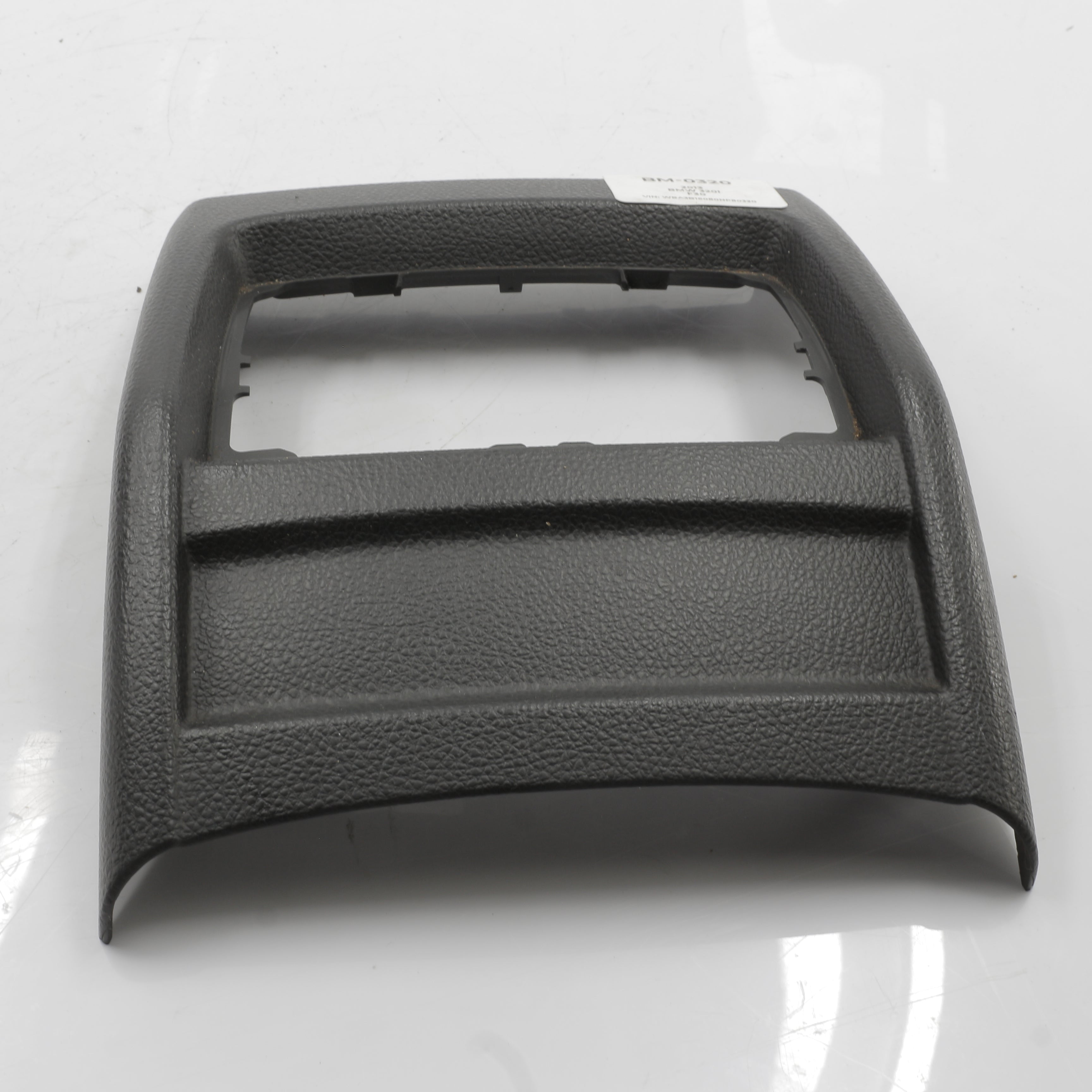 BMW 320i M Sport F30 2.0T Dash Vent Frame