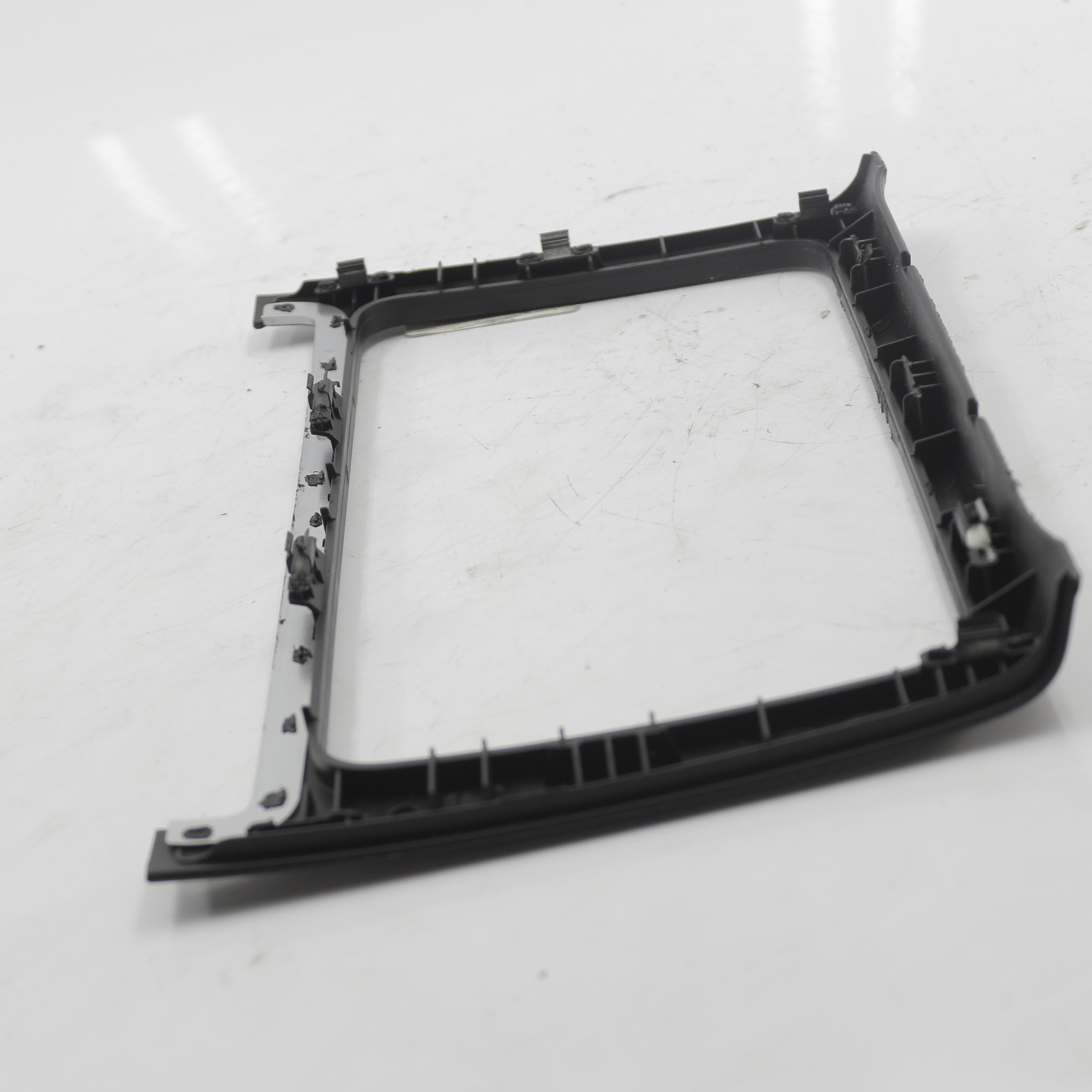 Volkswagen Polo Mk5 Hatchback 6R CFW 1.2 TDI Radio Frame