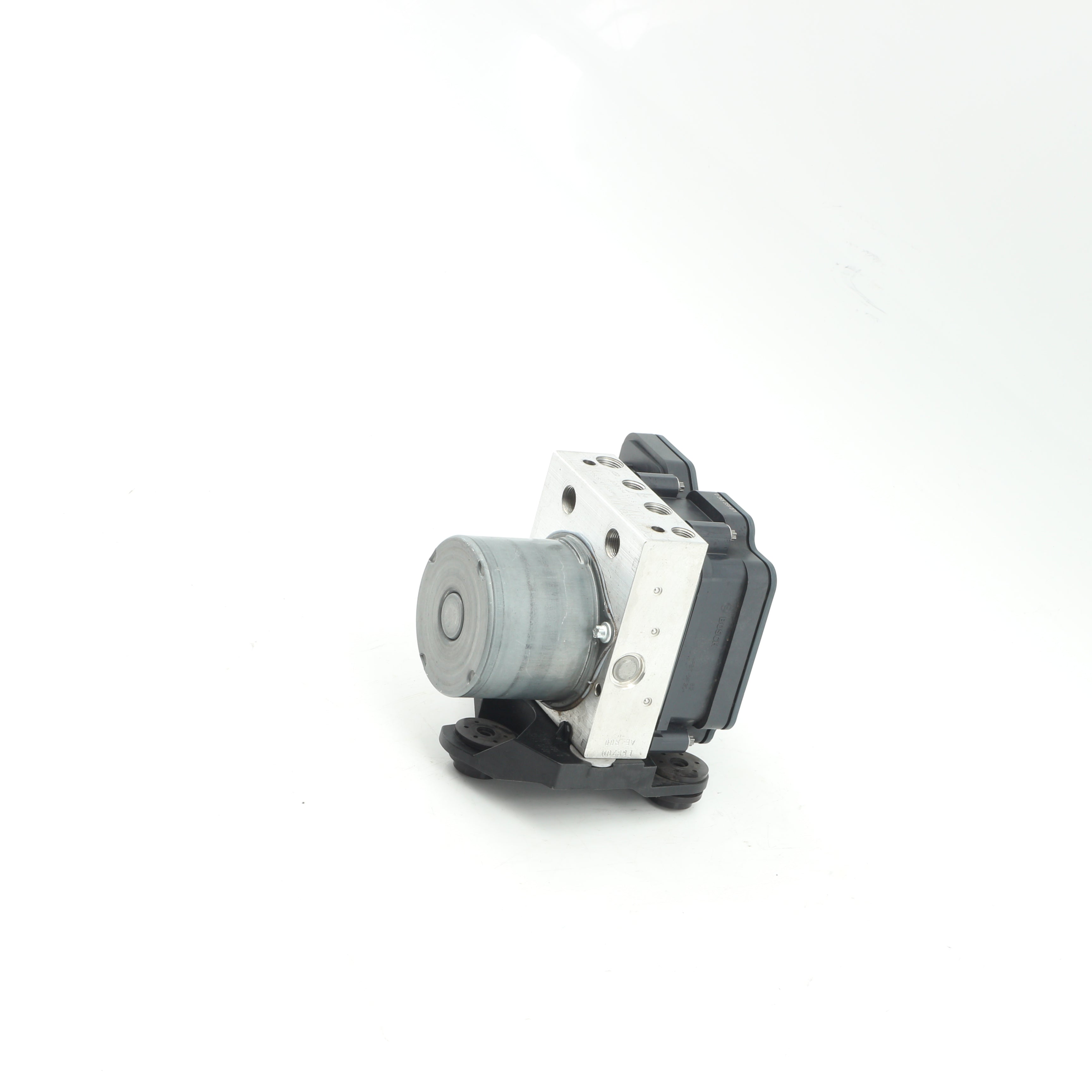 Used VOLKSWAGEN POLO 1.2 TRENDLINE DSG ABS Pump - OEM Part 2Q0614517S