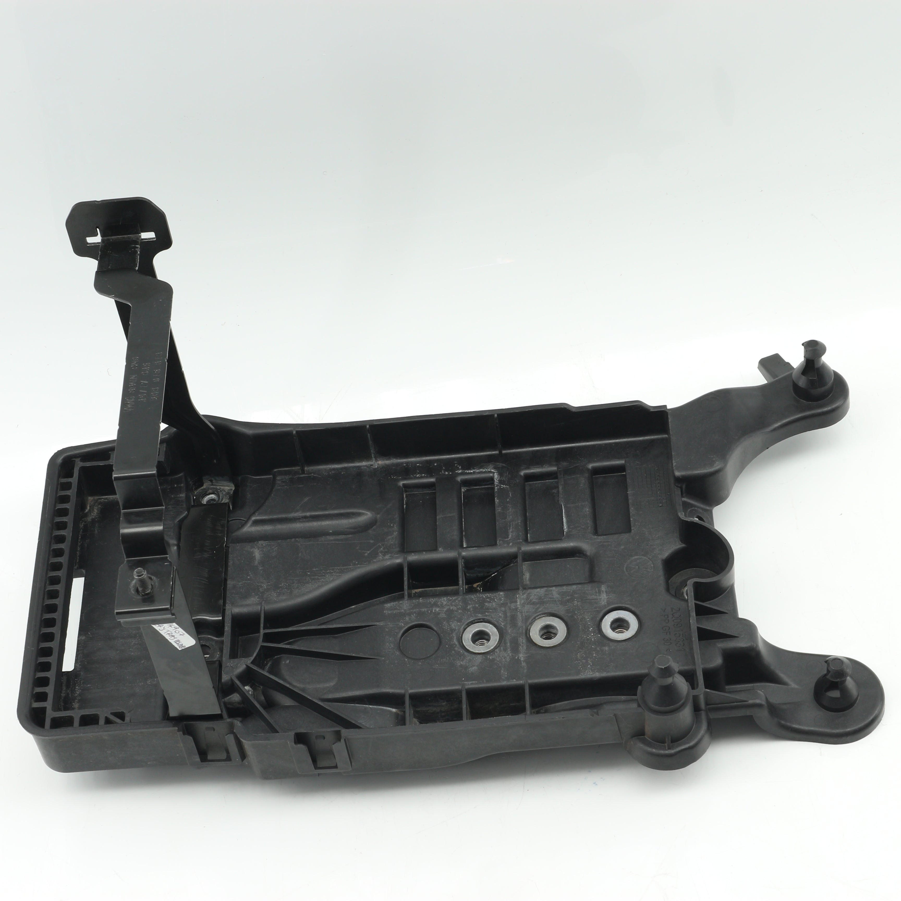 Used VOLKSWAGEN POLO 1.2 TRENDLINE DSG Battery Tray Holder - OEM Part 2Q0915331