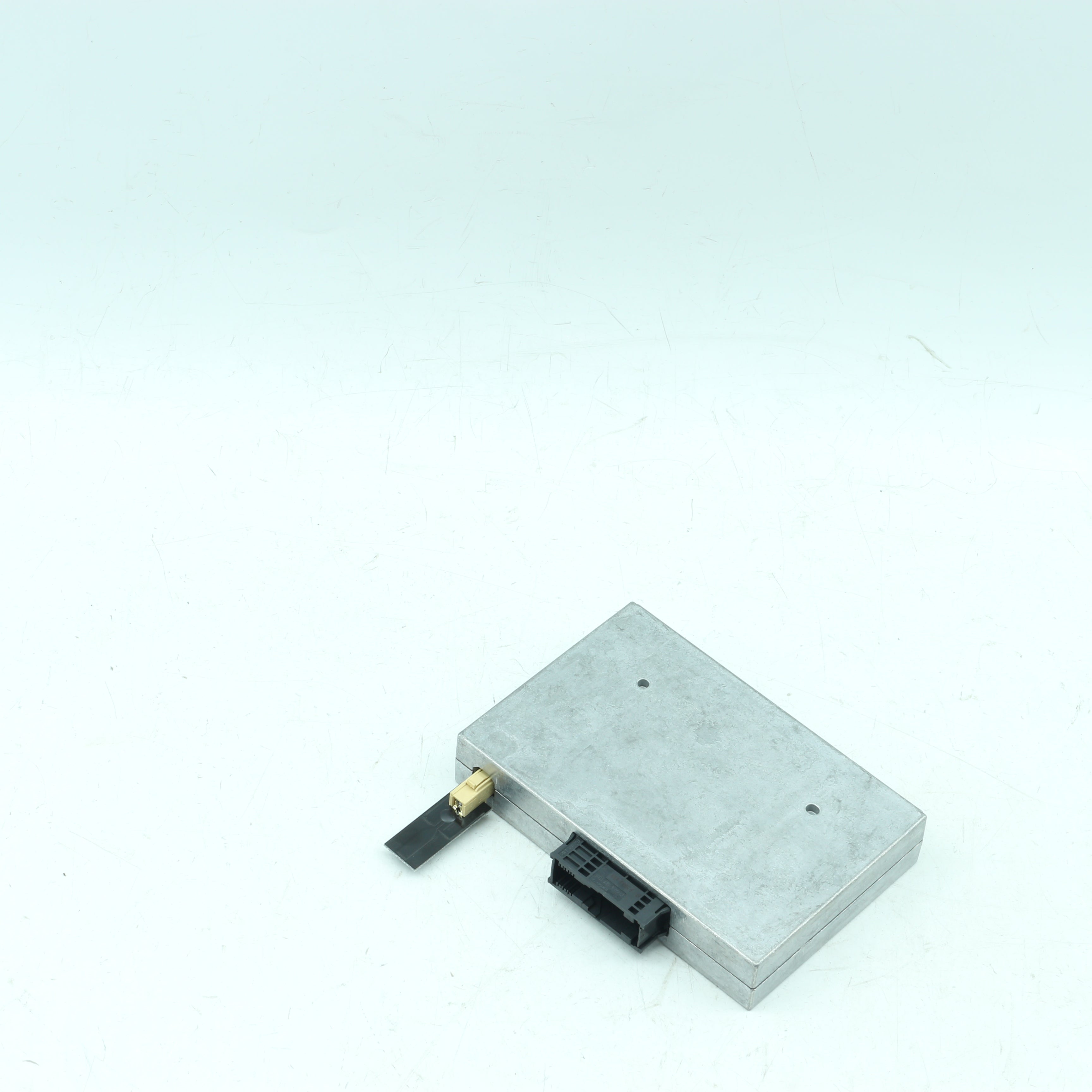 Used AUDI A5 S5 QUATTRO Bluetooth Module - OEM Part 8T0862335B