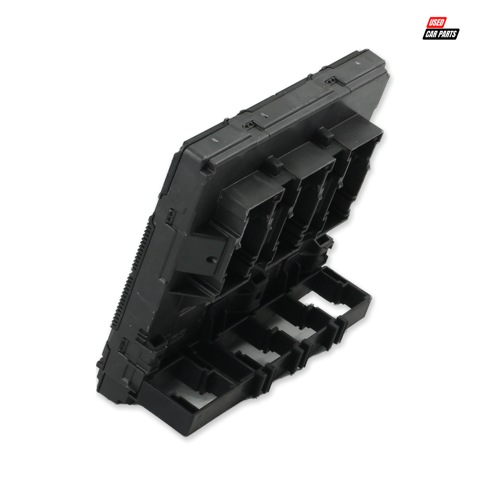 Used Body Control Module (Part Number 3AA937087Q) for VOLKSWAGEN PASSAT 2015