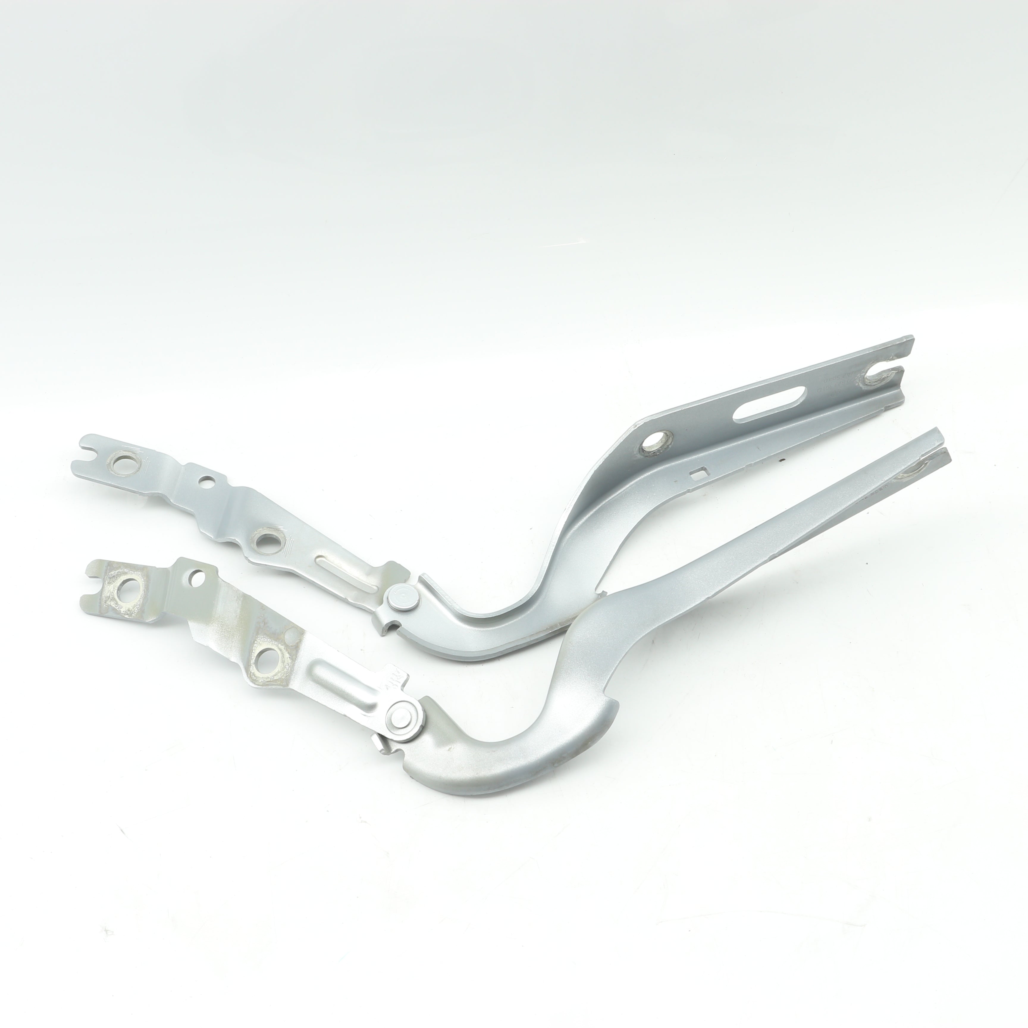 Used VOLKSWAGEN POLO 1.2 TRENDLINE DSG Bonnet Hinges - OEM Part 2G0823302D/2G0823301