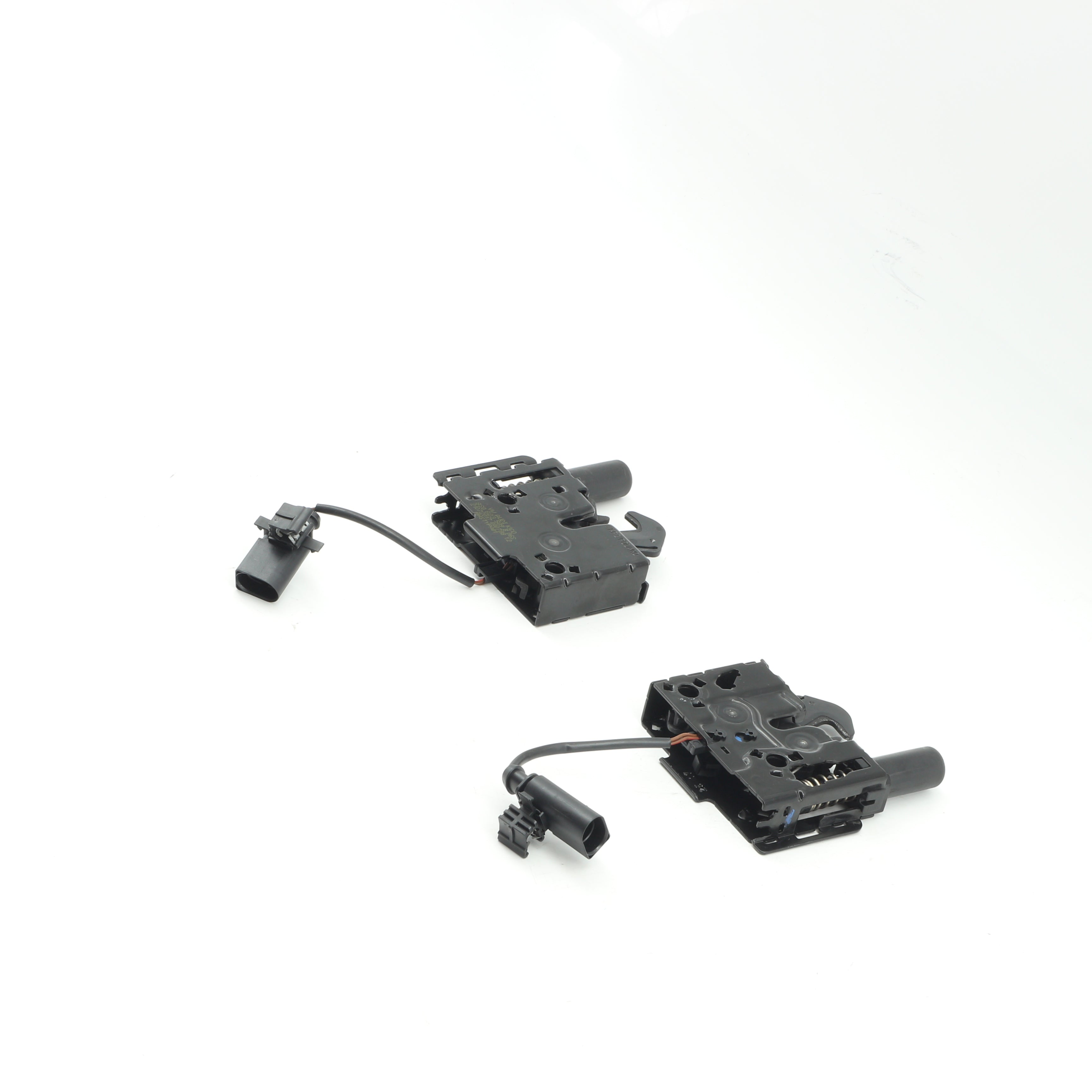 Used VOLKSWAGEN POLO 1.2 TRENDLINE DSG Bonnet Latch - OEM Part 8S0823509B