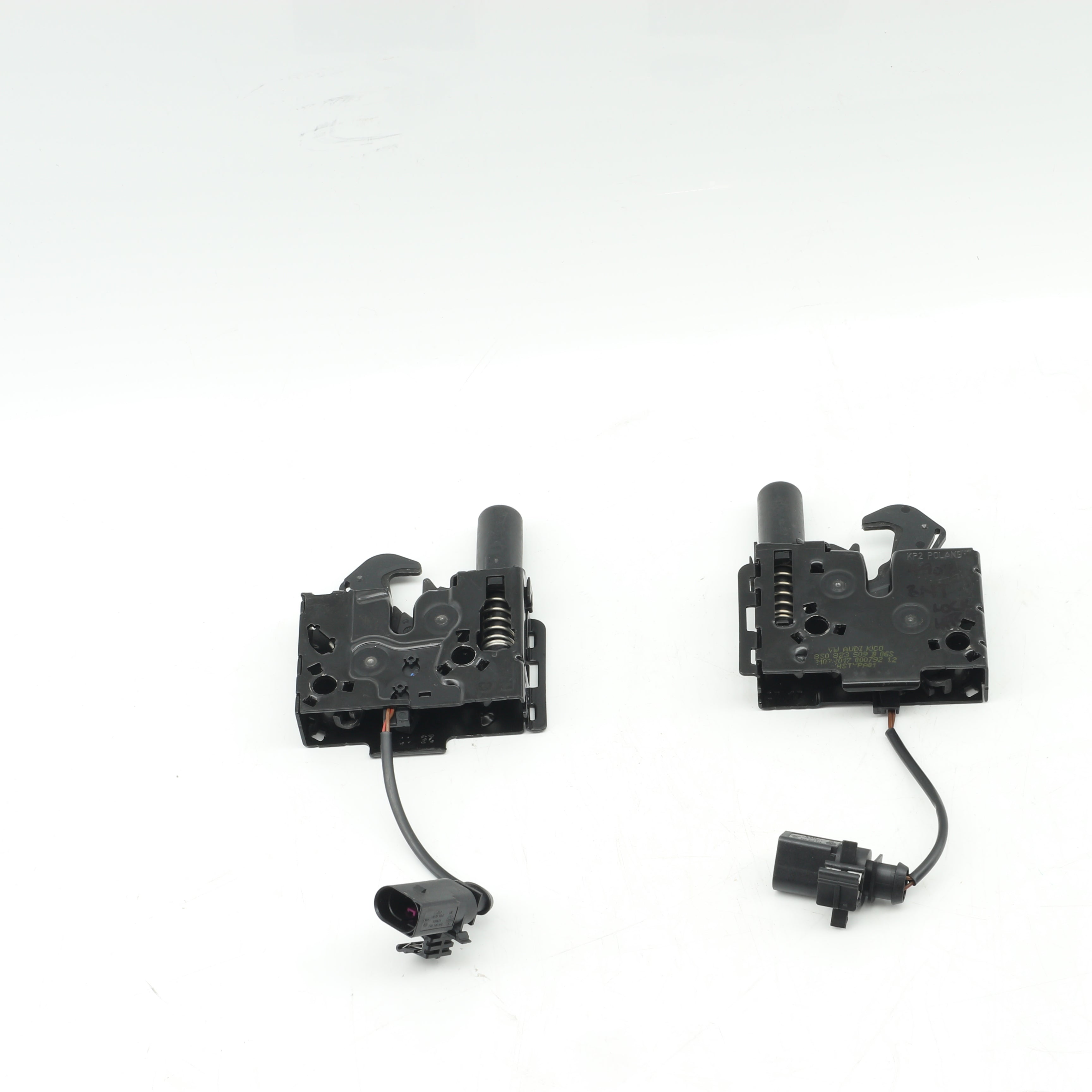 Used VOLKSWAGEN POLO 1.2 TRENDLINE DSG Bonnet Latch - OEM Part 8S0823509B