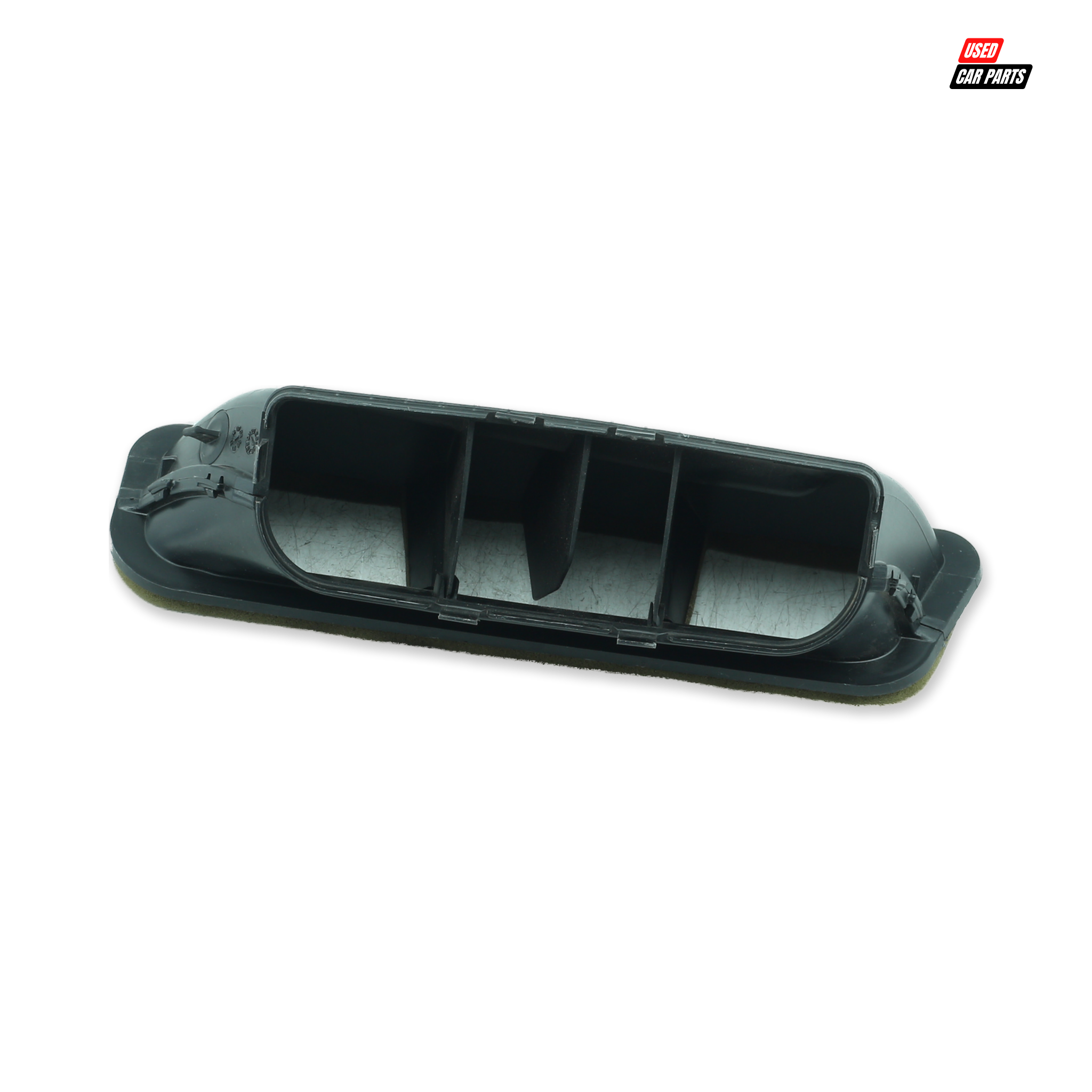 Used Center Air Vent Duct (Part Number 6R2815077A) for 2009 Volkswagen Polo Mk5 Hatchback TDI