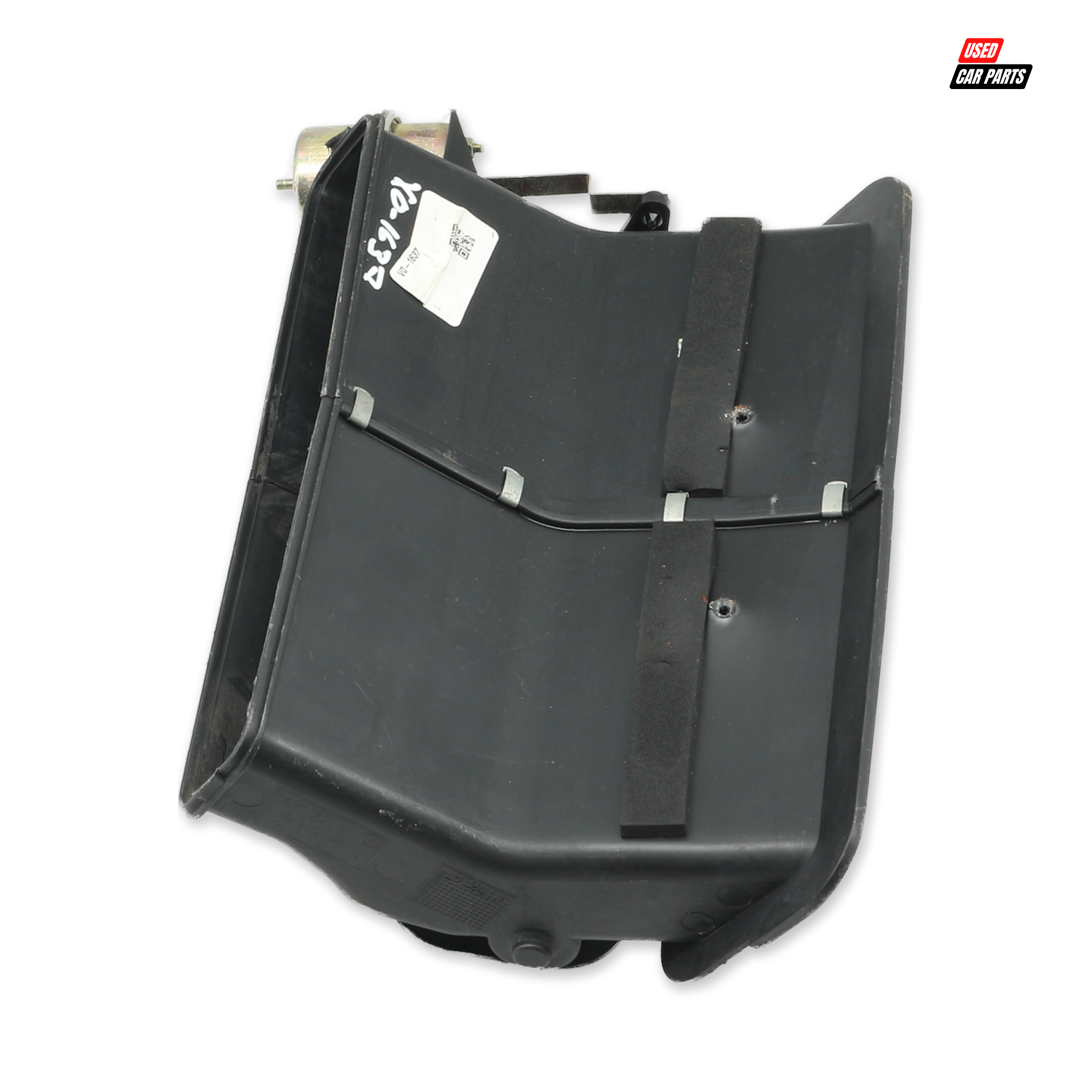 Used Center Air Vent Duct (Part Number 17S819081A) for 2004 VOLKSWAGEN GOLF MK1 CITI CHICO 1.4i White