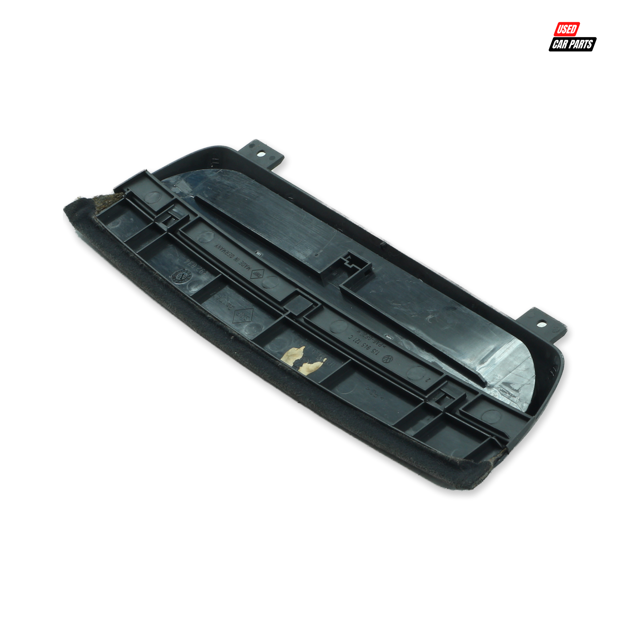 Used Center Brake Light (Part Number 3B5945135B) for 2000 VOLKSWAGEN PASSAT