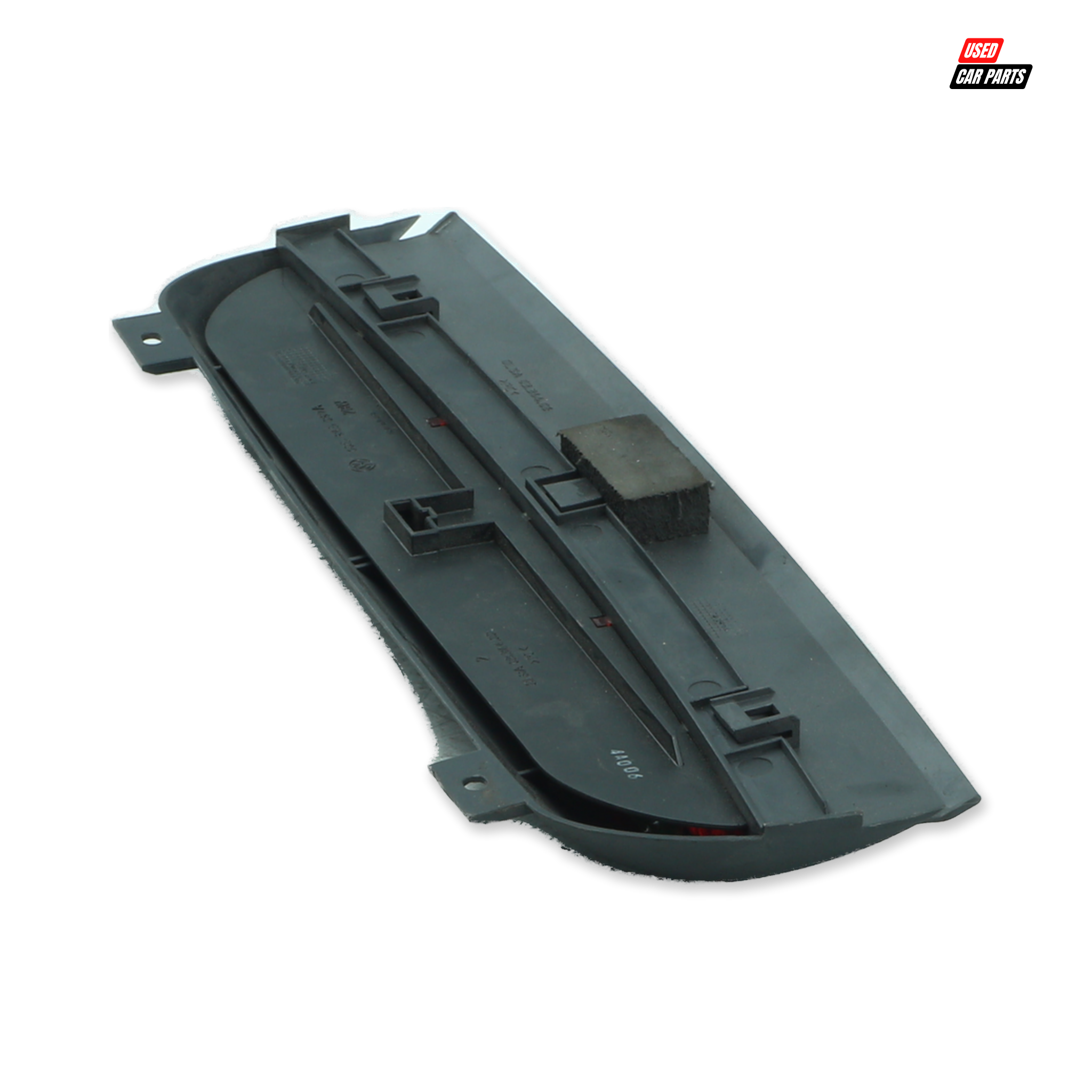 Used Center Brake Light (Part Number 6Q5945097A) for 2009 Volkswagen Polo Mk4 Sedan