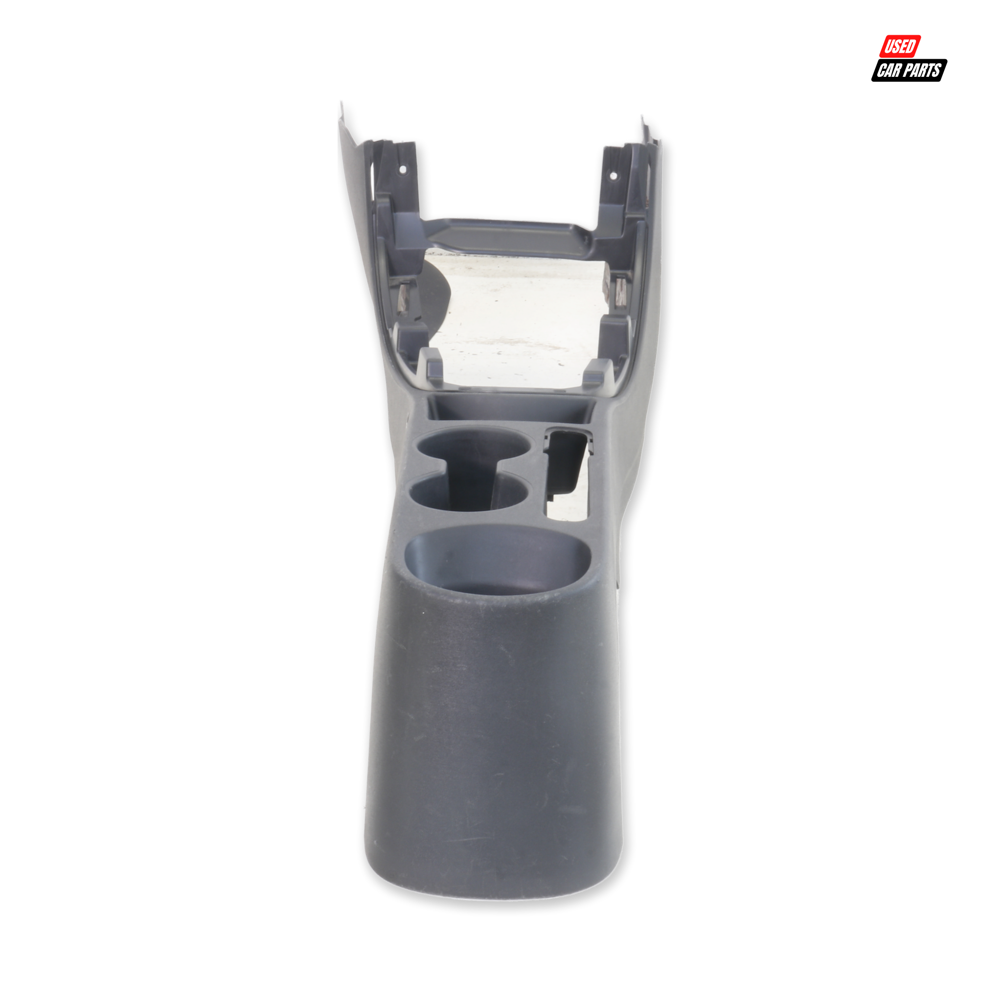 Used Center Console (Part Number 846101JXXX) for HYUNDAI i20 1.4D GLIDE 2013