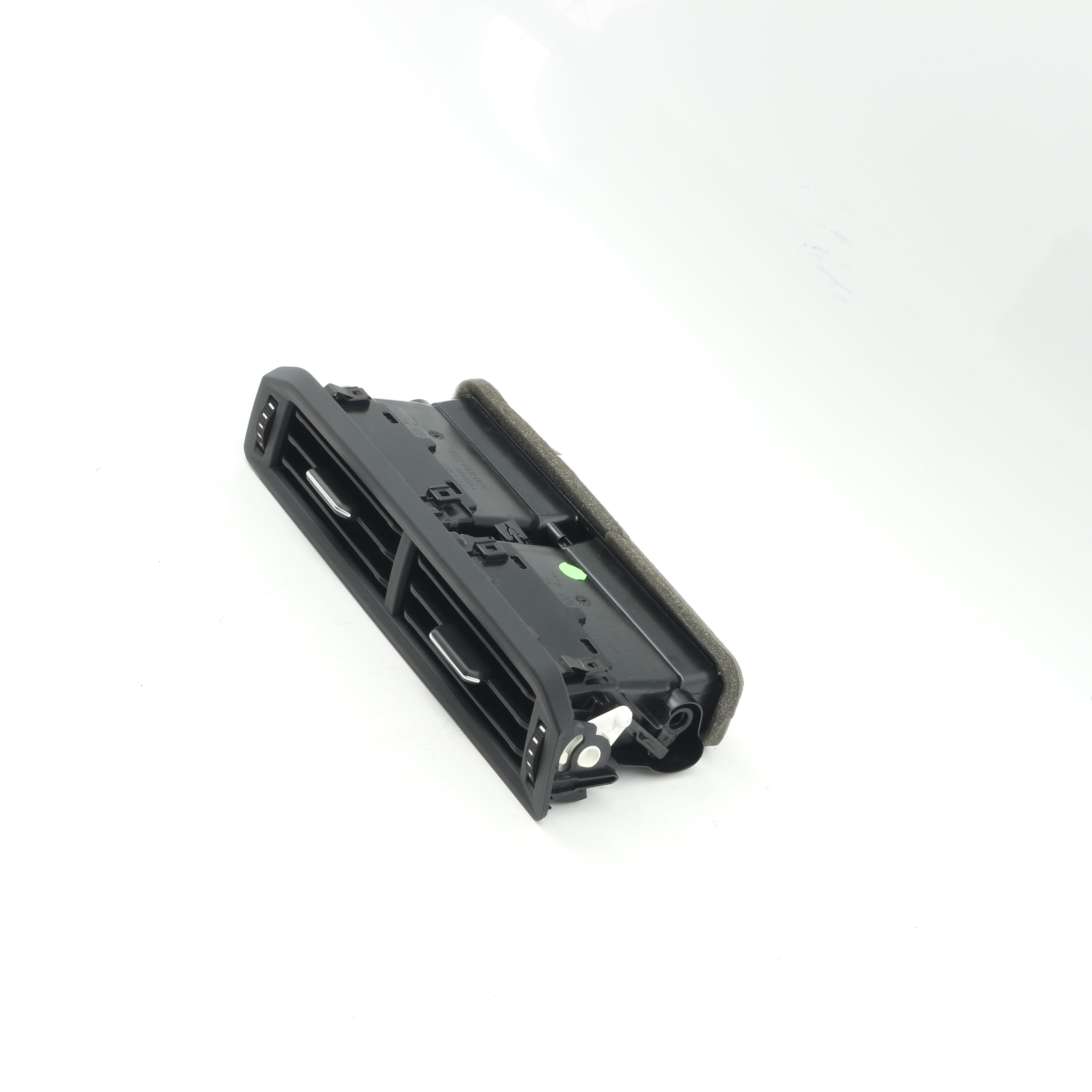 Used VOLKSWAGEN POLO 1.2 TRENDLINE DSG 2G0819728 Center Dashboard Air Vent