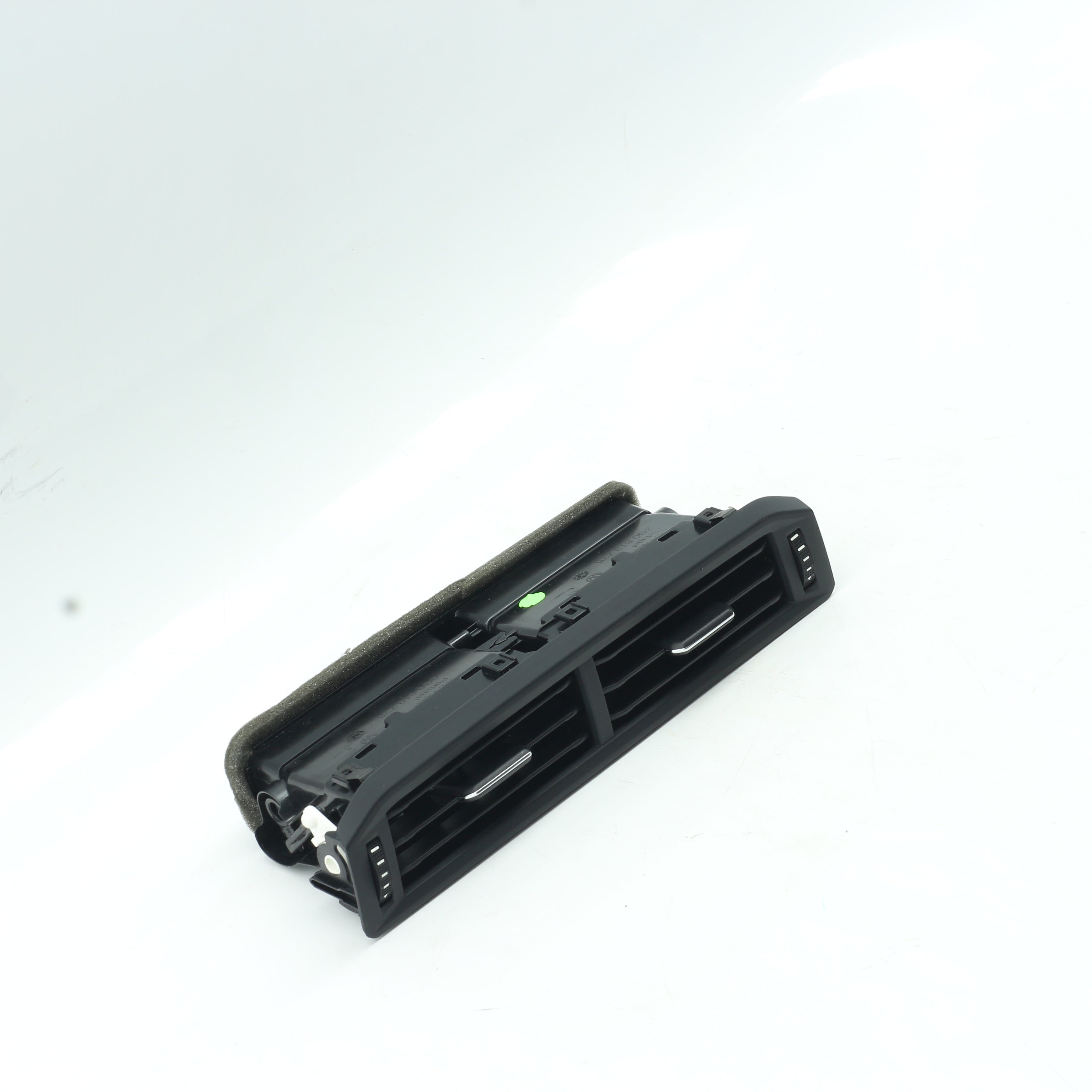Used VOLKSWAGEN POLO 1.2 TRENDLINE DSG 2G0819728 Center Dashboard Air Vent