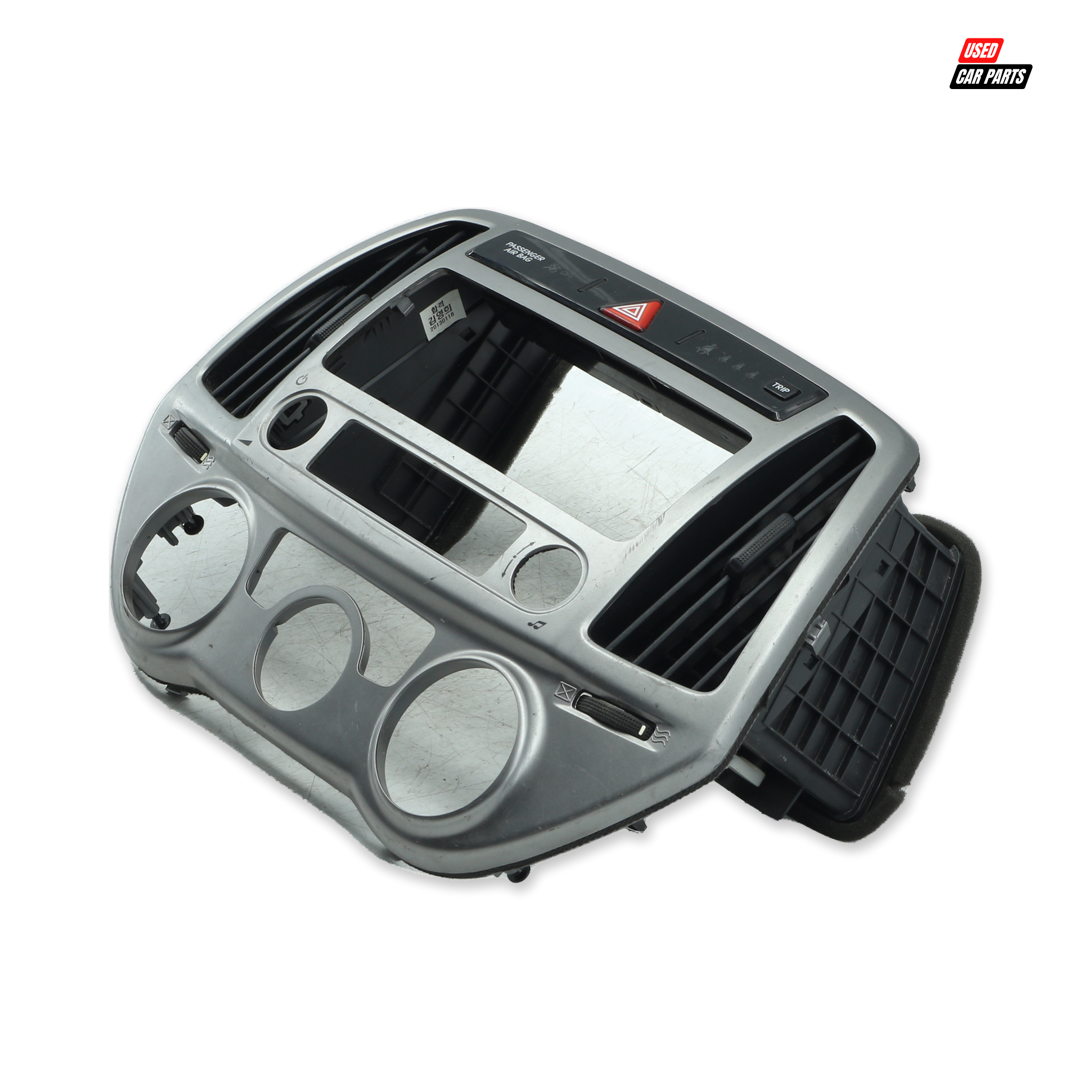 Used Hyundai i20 Active (Facelift) 2014 Dashboard Center Vent Switches (Part Number 299113651)