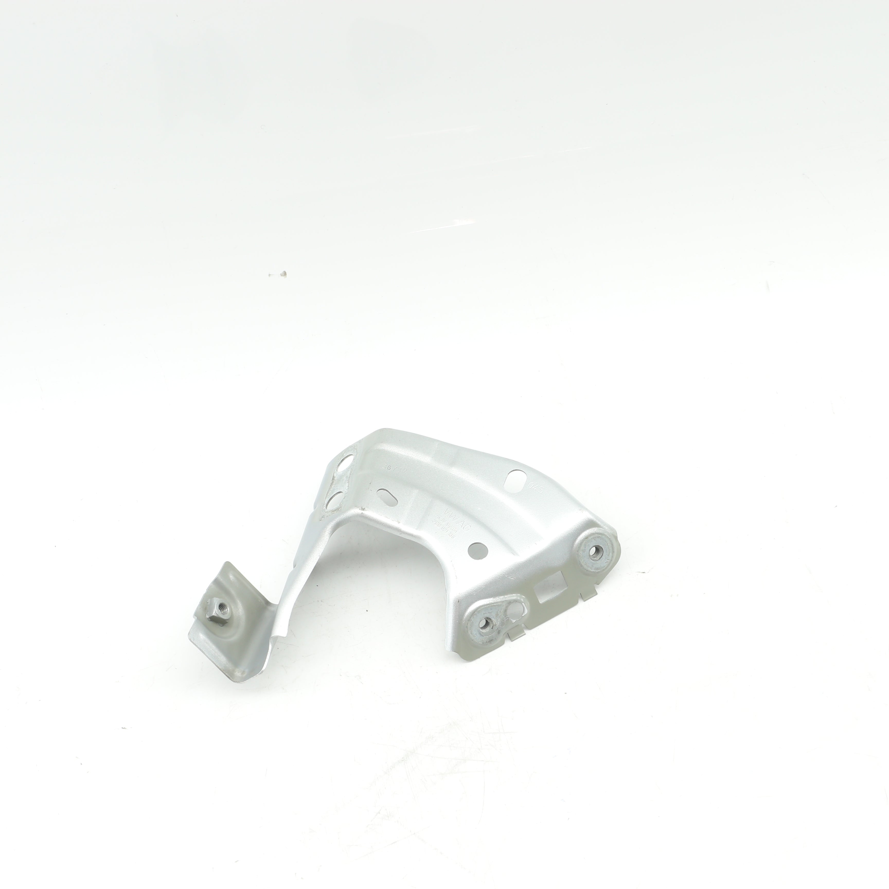 Used VOLKSWAGEN POLO 1.2 TRENDLINE DSG Driver Side Front Fender Bracket - OEM Part 2G0821136