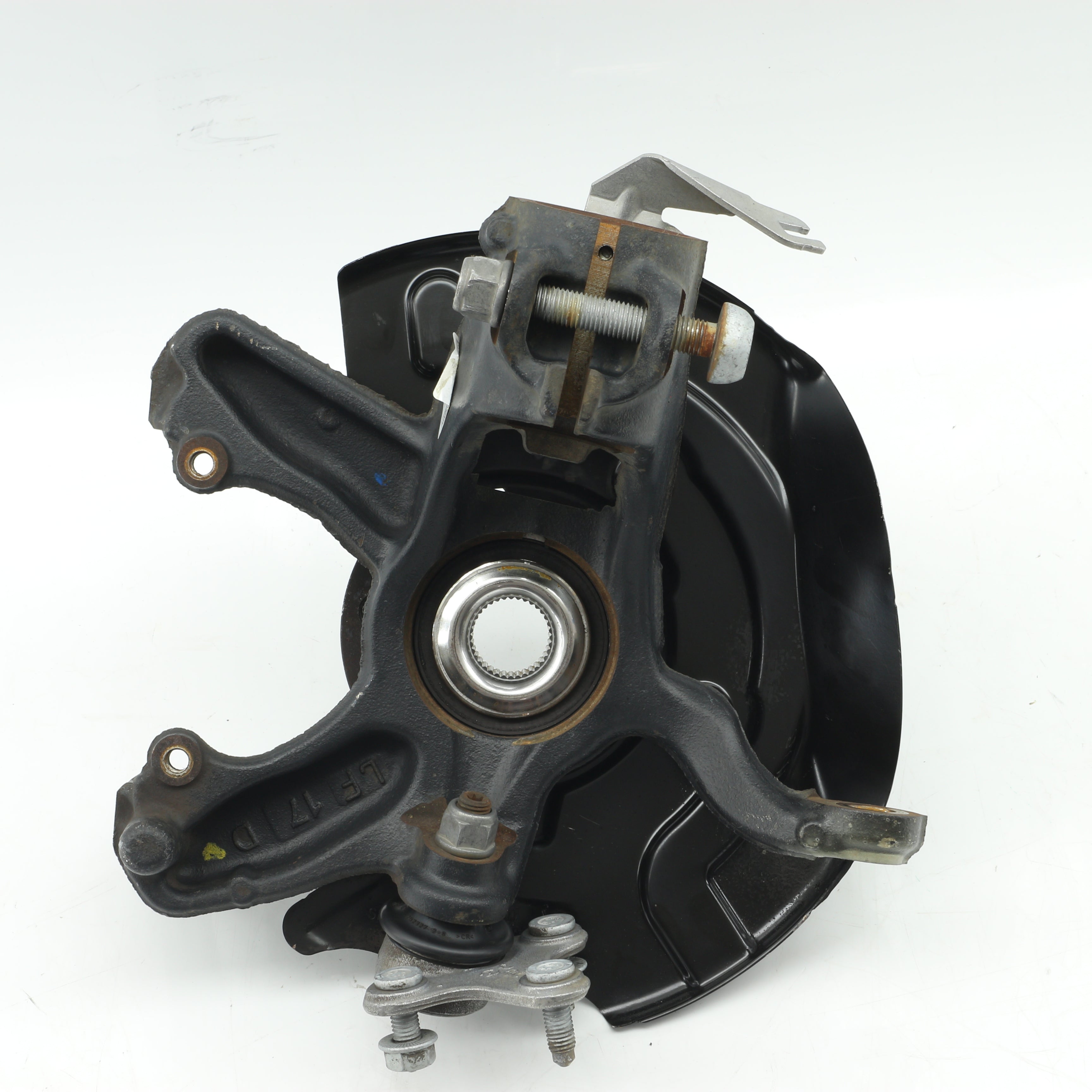 Used VOLKSWAGEN POLO 1.2 TRENDLINE DSG Driver Side Front Knuckle and Hub - OEM Part 2Q0407256H