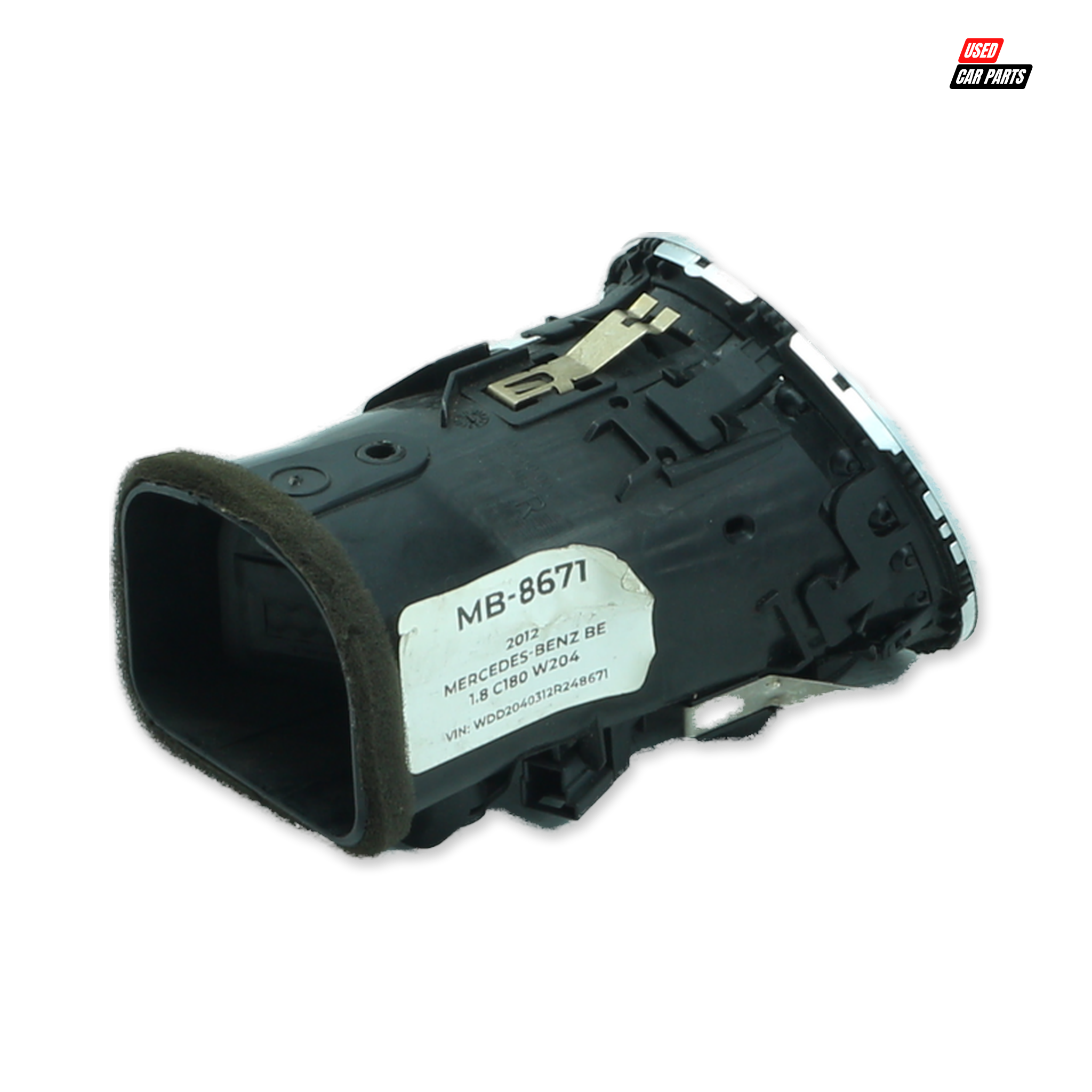 Used Mercedes-Benz C180 2012 Drivers Side Air Vent (Part Number A2048306654)