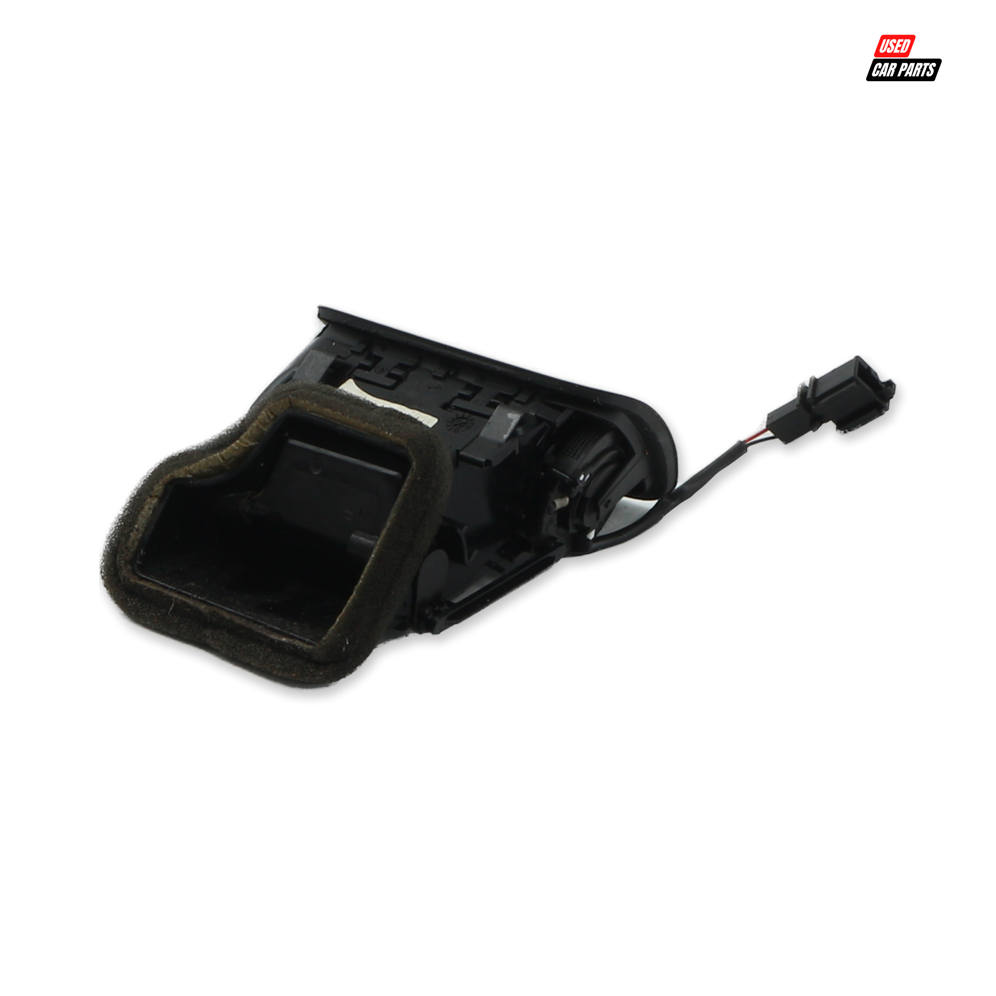 Used Driver's Side Air Vent (Part Number 3AC819702A) for 2015 VOLKSWAGEN PASSAT 1.4 TSI COMFORTLINE DSG