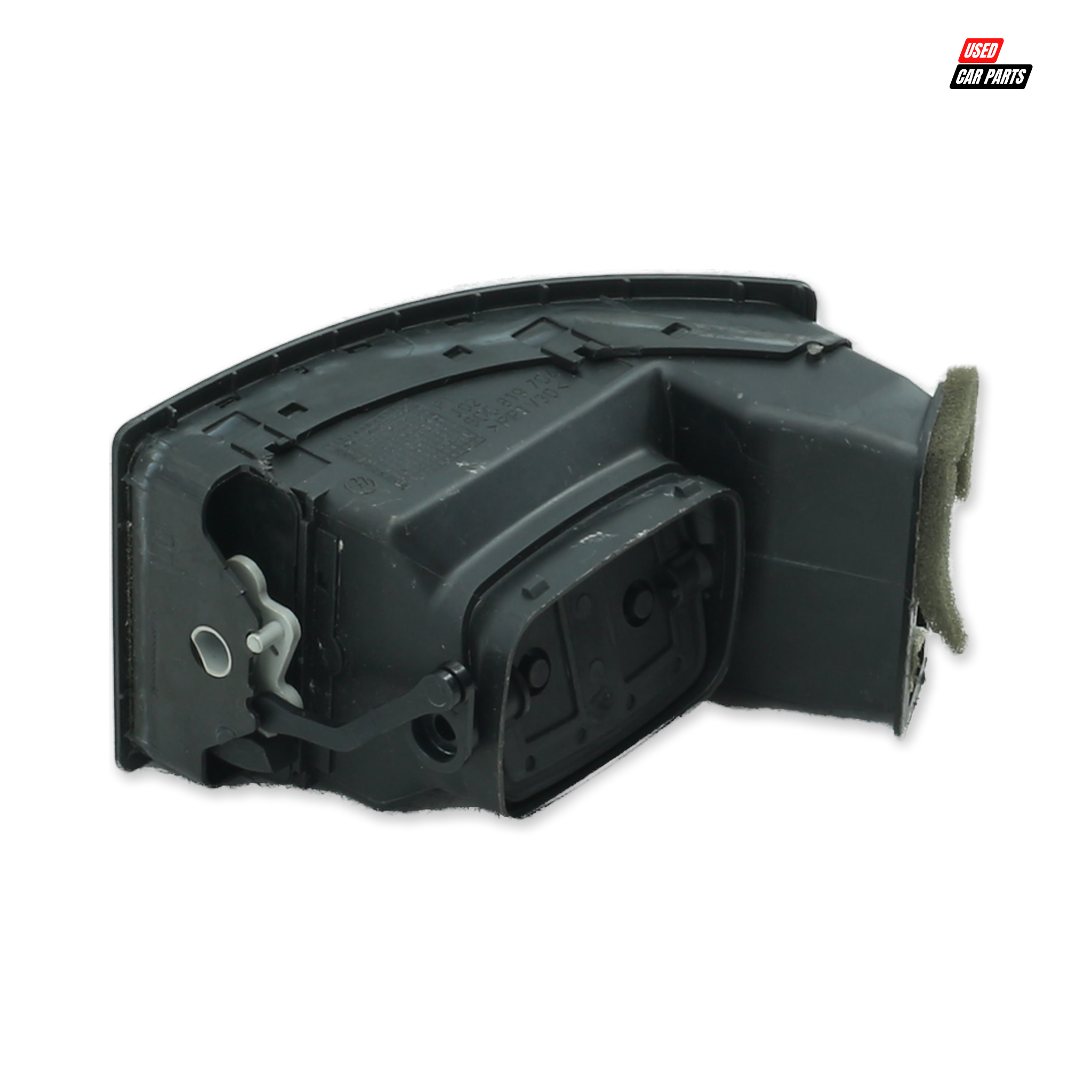 Used Drivers Side Air Vent (Part Number 6Q0819704) for 2009 Volkswagen Polo Mk4 Sedan