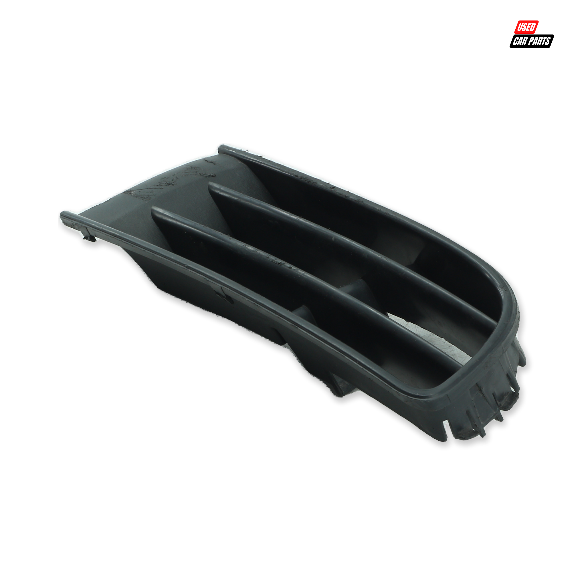 Salvaged Drivers Side Fog Light Grill for 2009 Volkswagen Polo Mk4 Sedan
