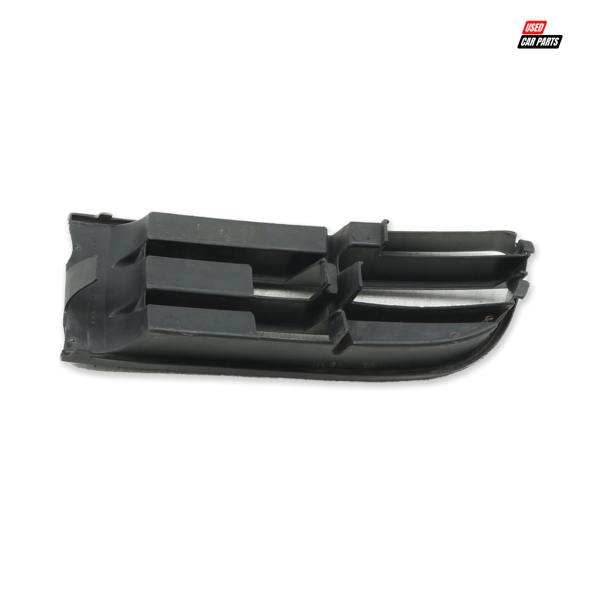 Salvaged Drivers Side Fog Light Grill for 2009 Volkswagen Polo Mk4 Sedan