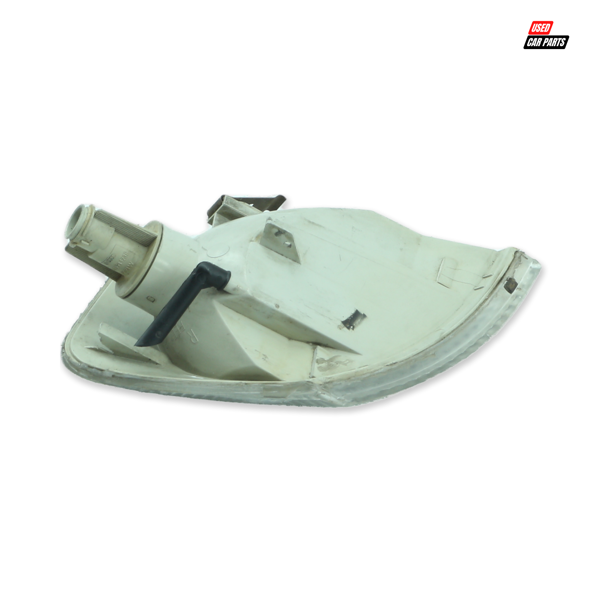 Used Drivers Side Front Fog Light (Part Number 3B0953050C) for VOLKSWAGEN PASSAT 2000