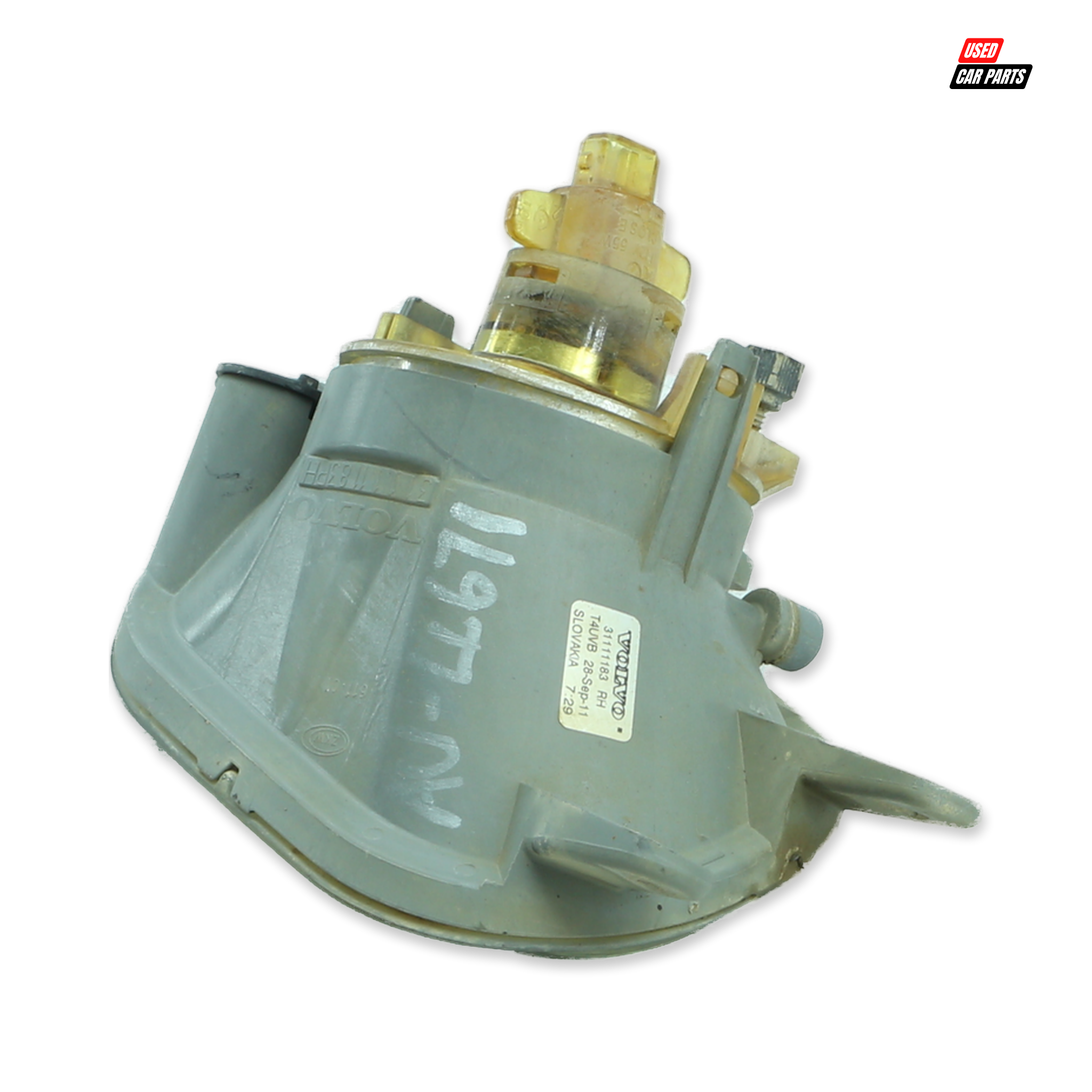 Used Drivers Side Front Fog Light (Part Number 31111183) for 2012 VOLVO XC90 D5 GEARTRONIC AWD