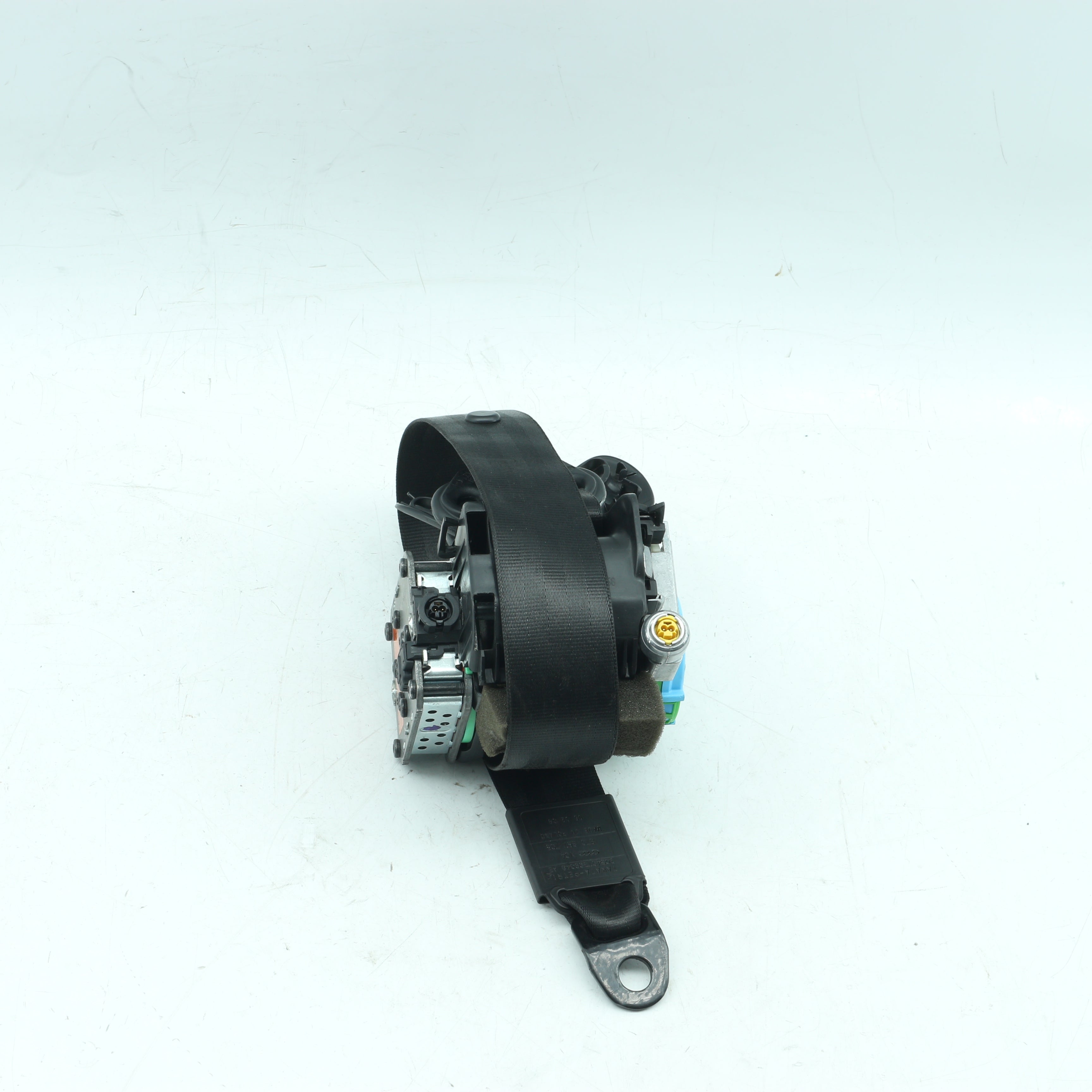 Used AUDI A5 S5 QUATTRO Drivers Side Front Seatbelt - OEM Part 305797410