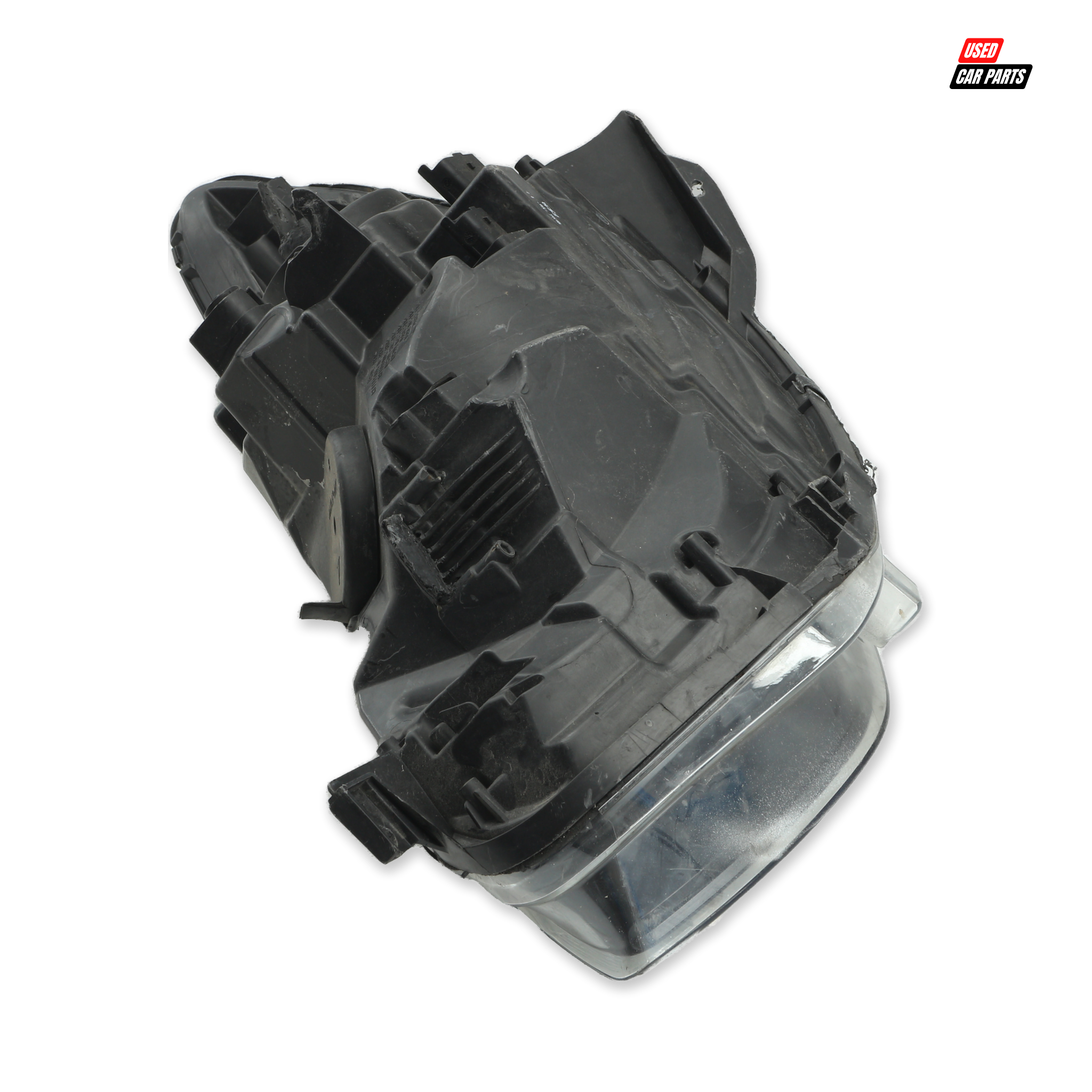 Used (Salvaged) Drivers Side Headlight Part Number 260104476R for RENAULT CAPTUR 900T 2015