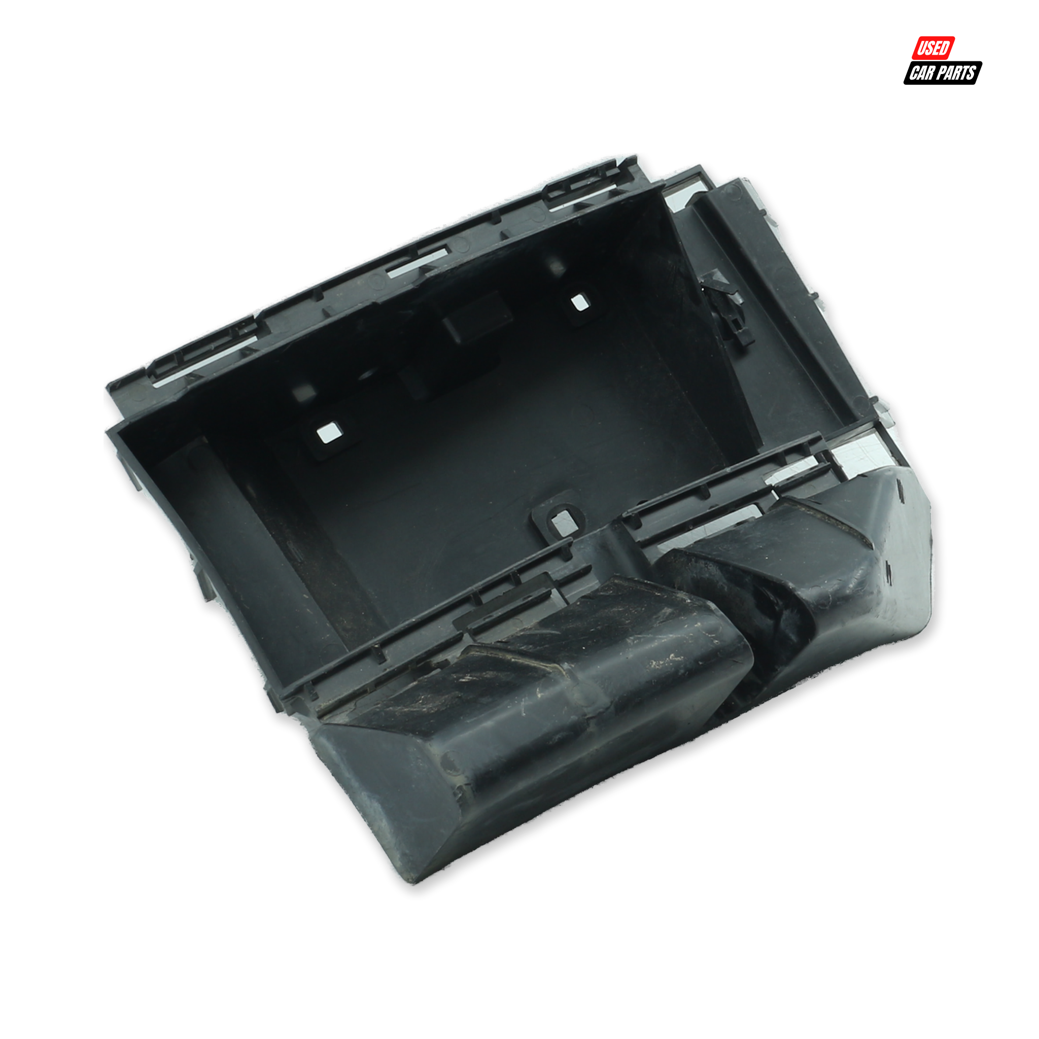 Used Volvo XC90 Drivers Side Rear Bumper Bracket (Part Number 30698138)