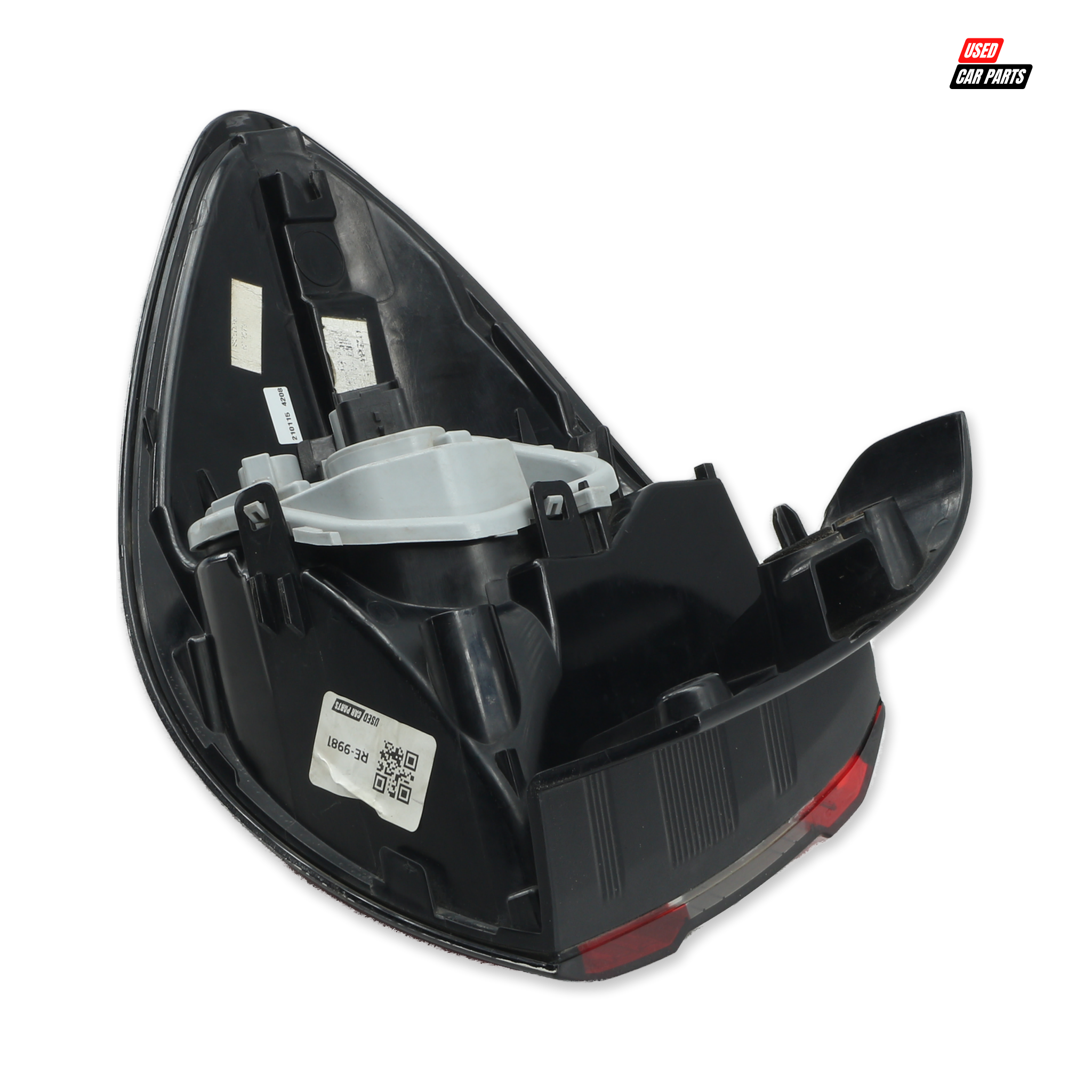 Used Renault Captur 2015 Drivers Side Tail Light (Part Number 265509762R)