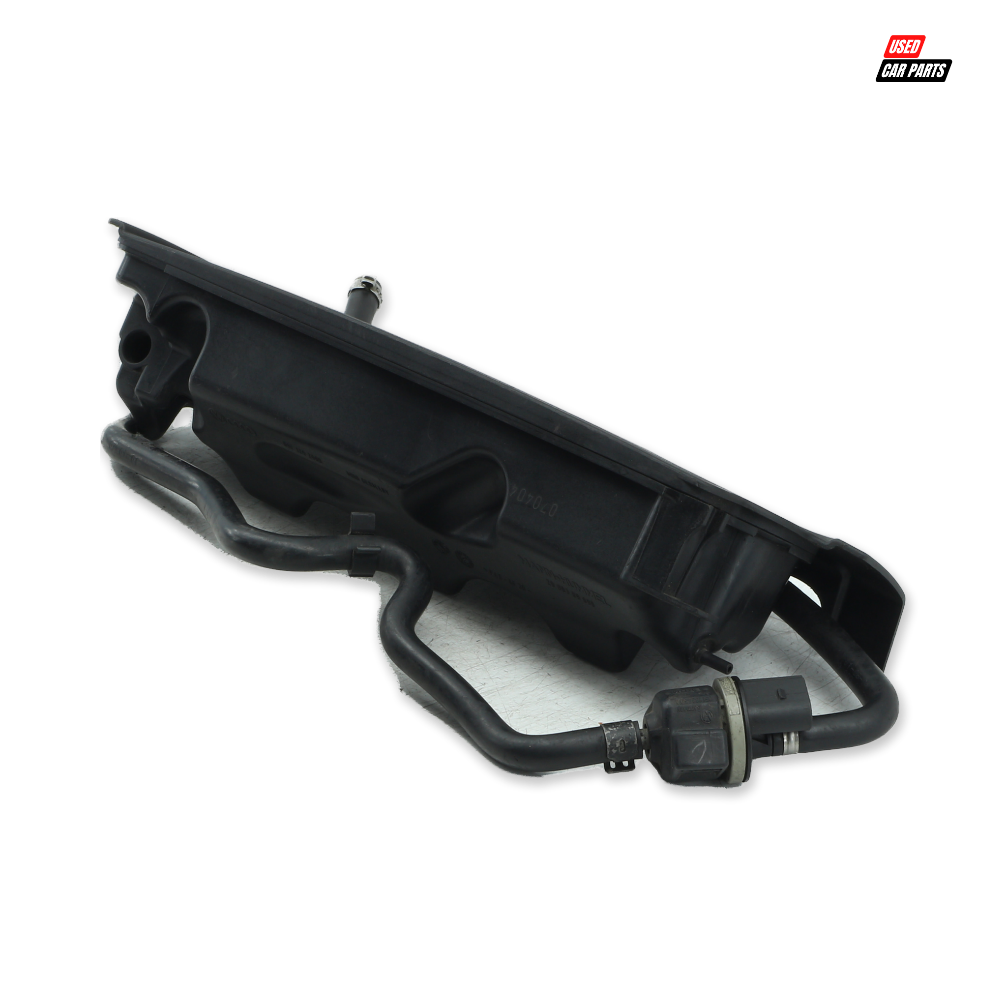 Used Engine Bay Vacuum Breather Valve (Part Number 06R129208B) for VOLKSWAGEN PASSAT 2000