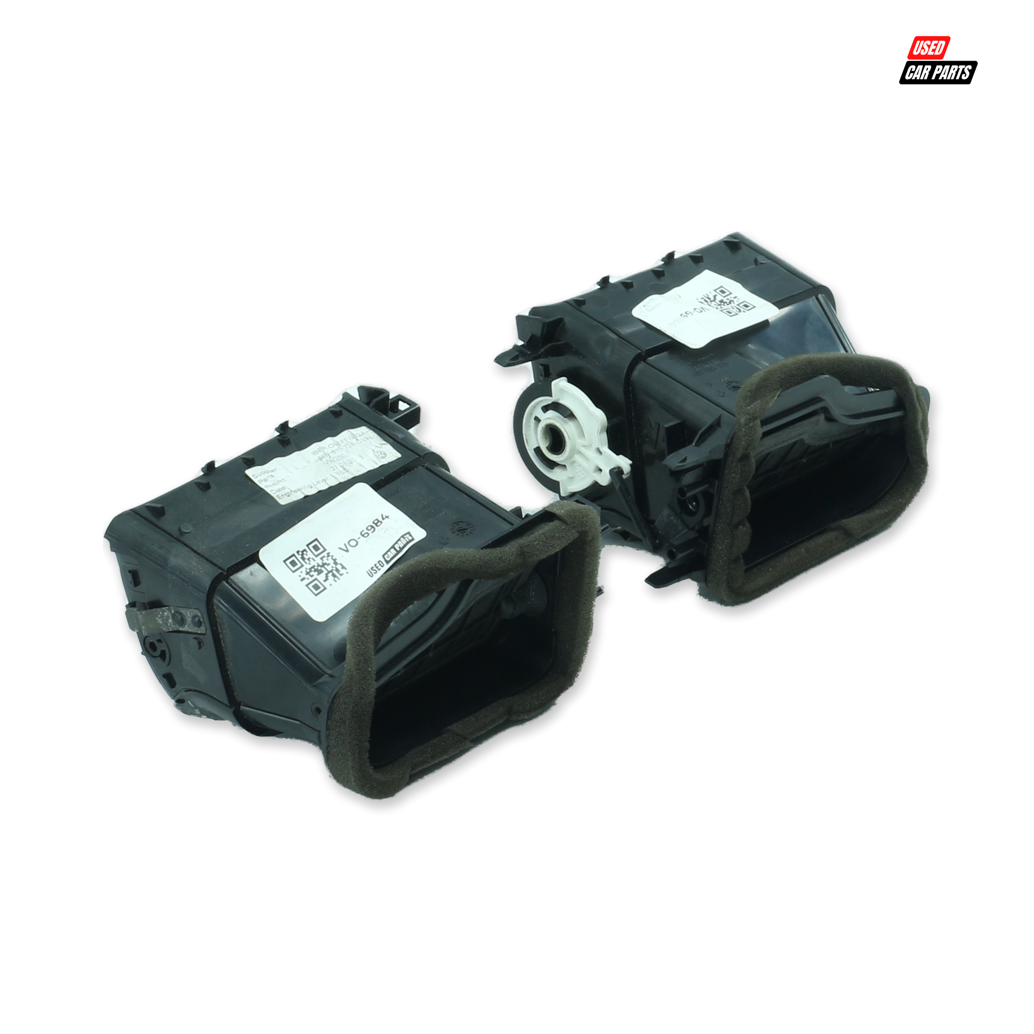 Used VOLKSWAGEN Front Dashboard Center AC Vent Outlet (Part Number 6RF819728)