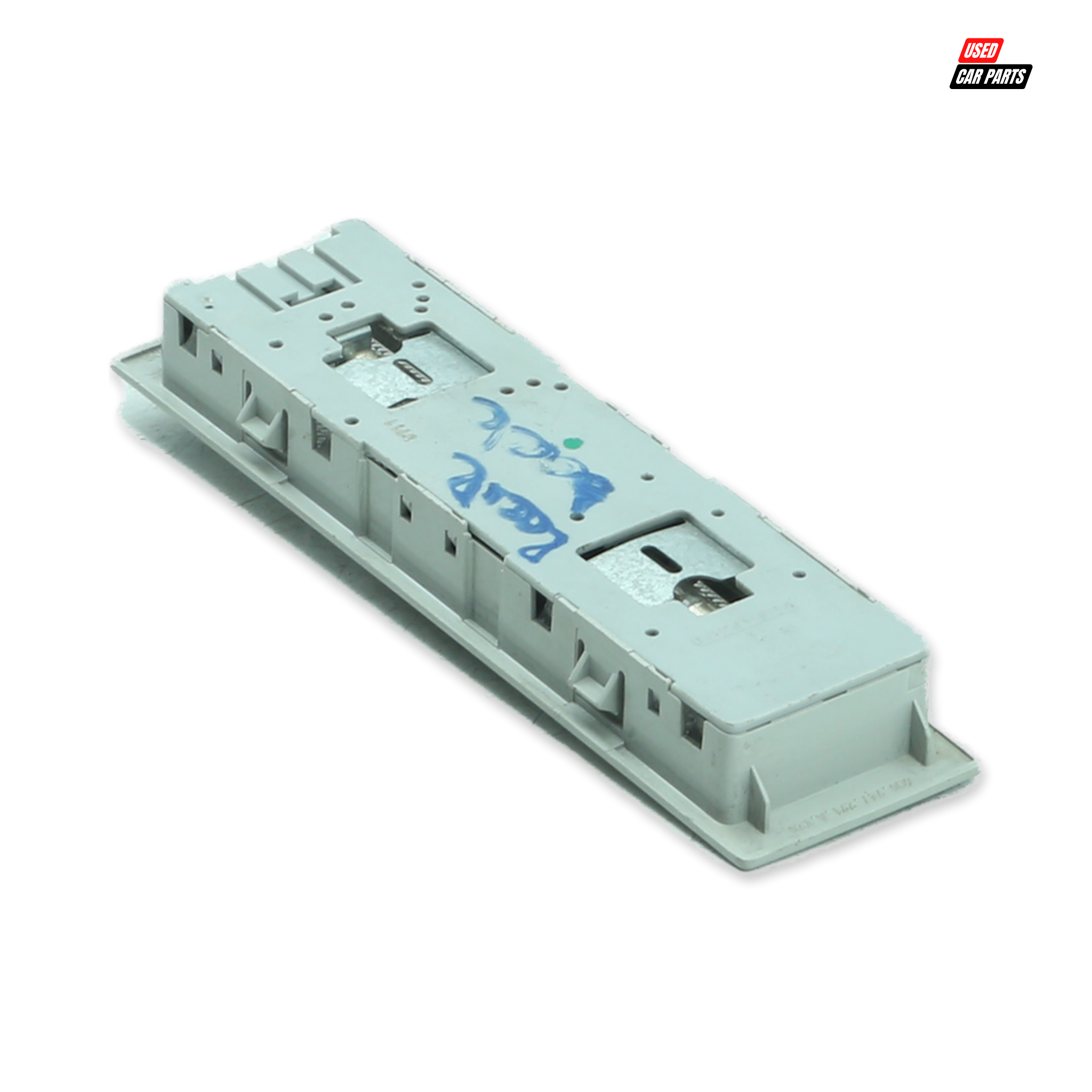 Used Interior Rear Roof Light (Part Number 0886400) for 2009 Volkswagen Polo Mk5 Hatchback TDI