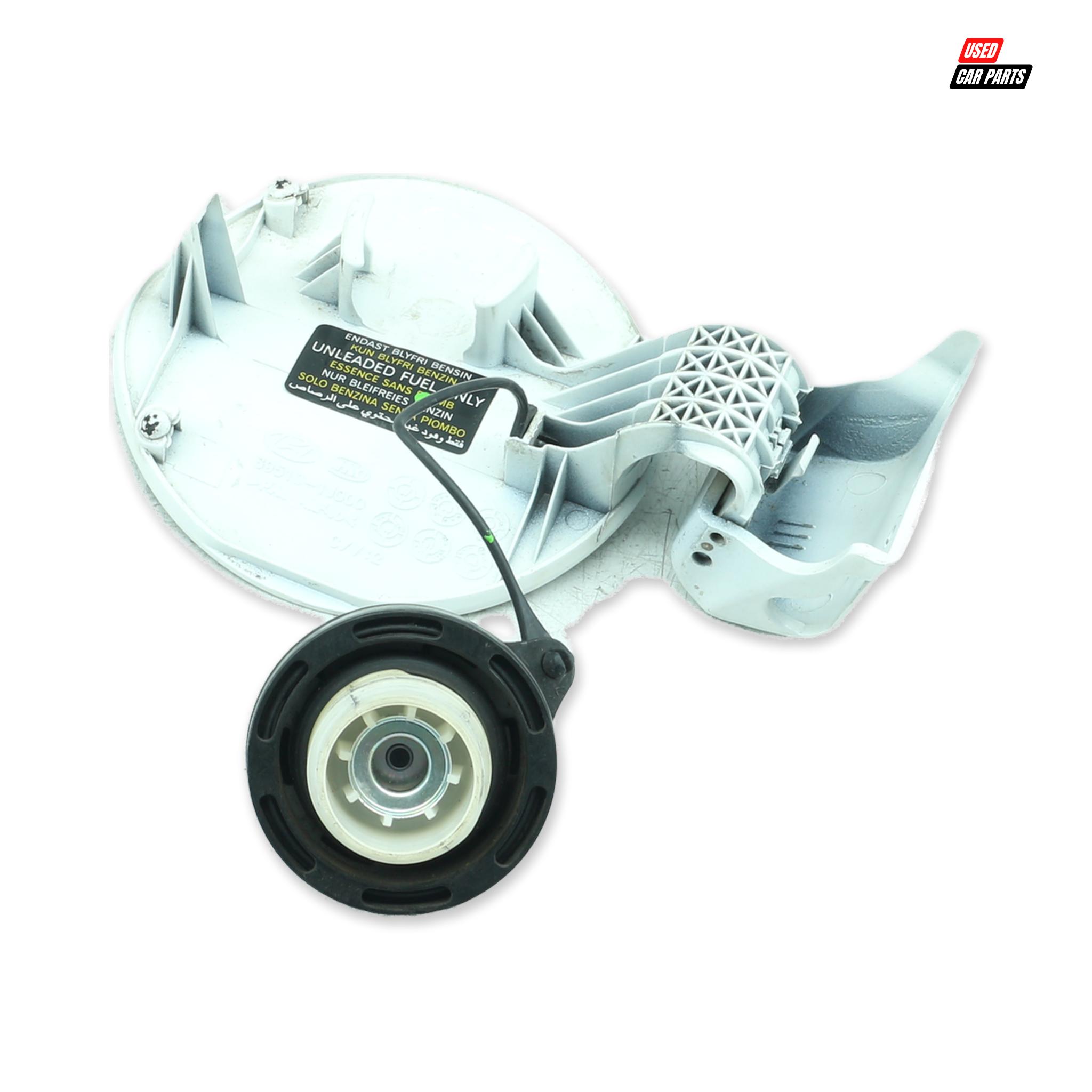 Used Outer Fuel Cover With Fuel Cap (Part Number 695101J000) for 2014 Hyundai i20 Active (Facelift)