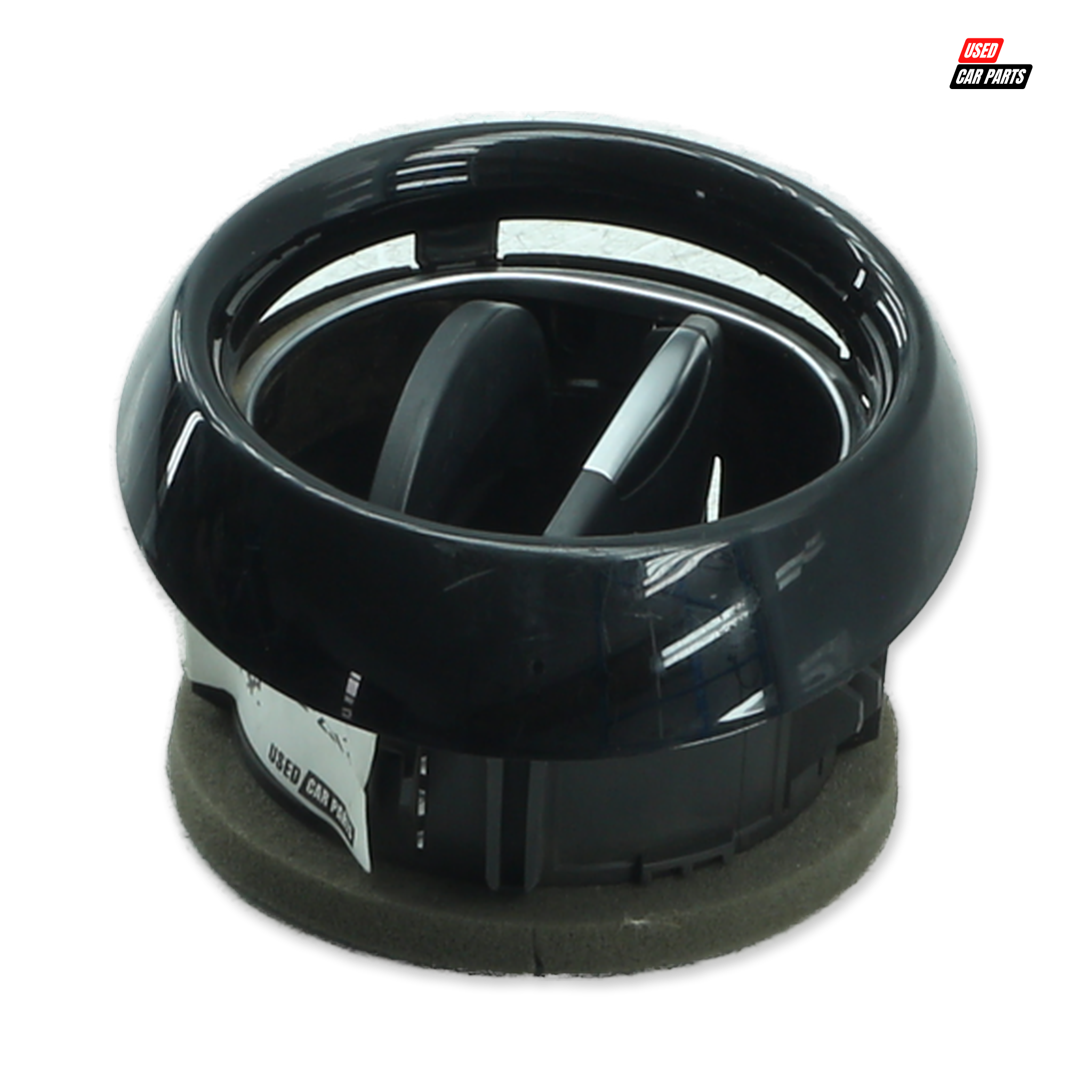 Used Passengers Side Air Vent (Part Number 687608143R) for 2016 RENAULT CLIO IV 900 T GT-LINE 5DR (66KW)