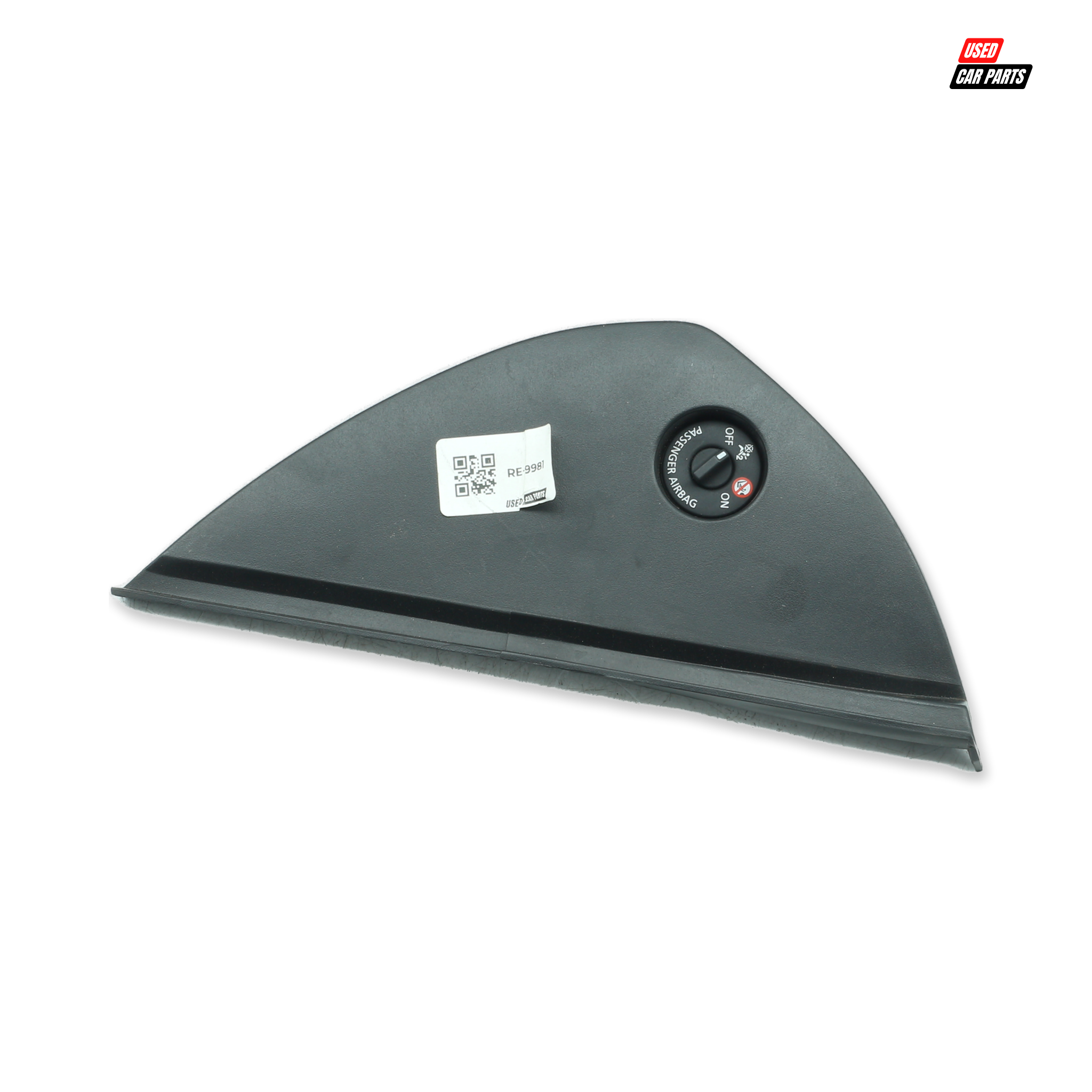 Used Passengers Side Dashboard Side End Trim (Part Number 698209511R) for RENAULT CAPTUR