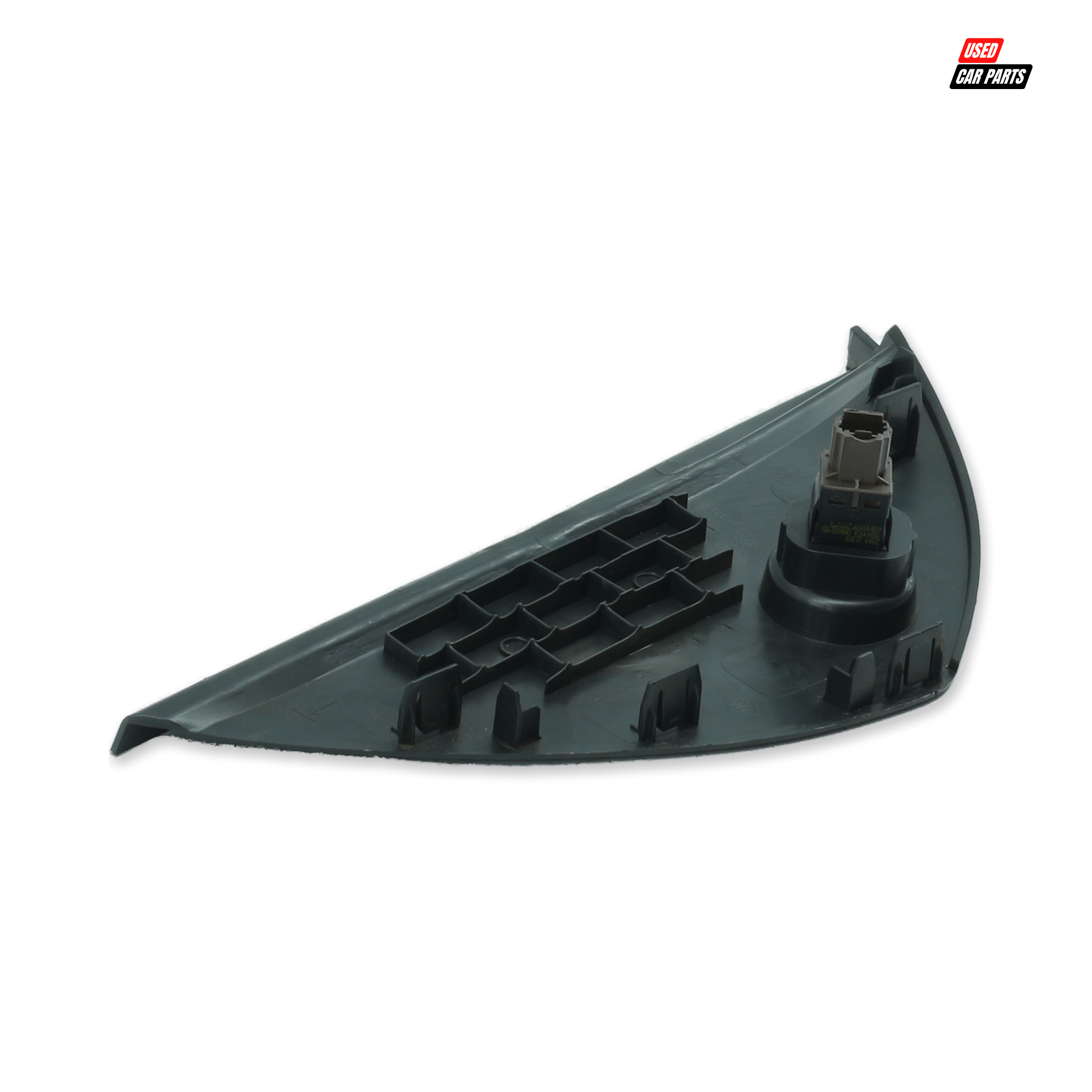 Used Passengers Side Dashboard Side End Trim (Part Number 698209511R) for RENAULT CAPTUR